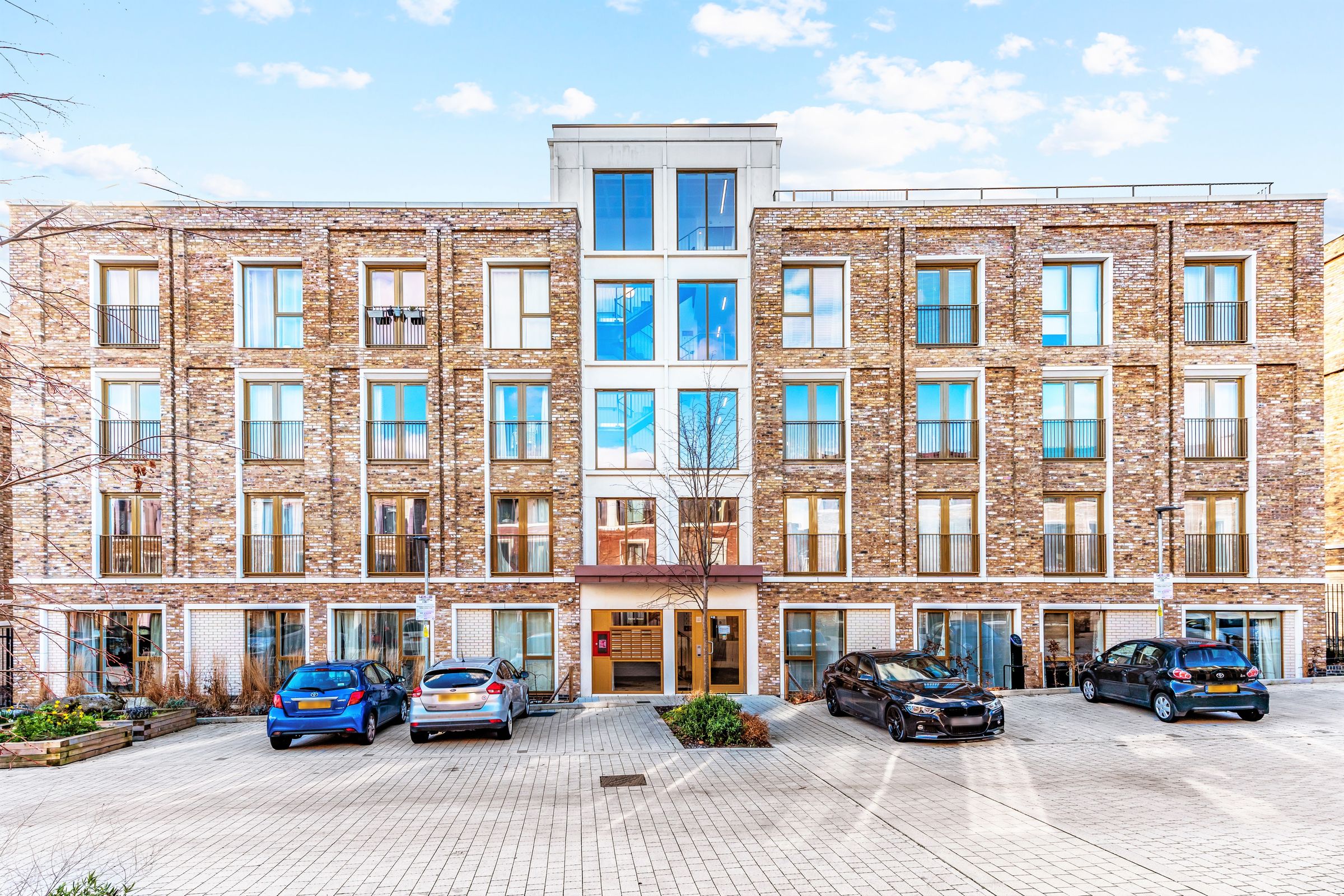 1 bed flat for sale in Apple Tree Road, London N17 Zoopla