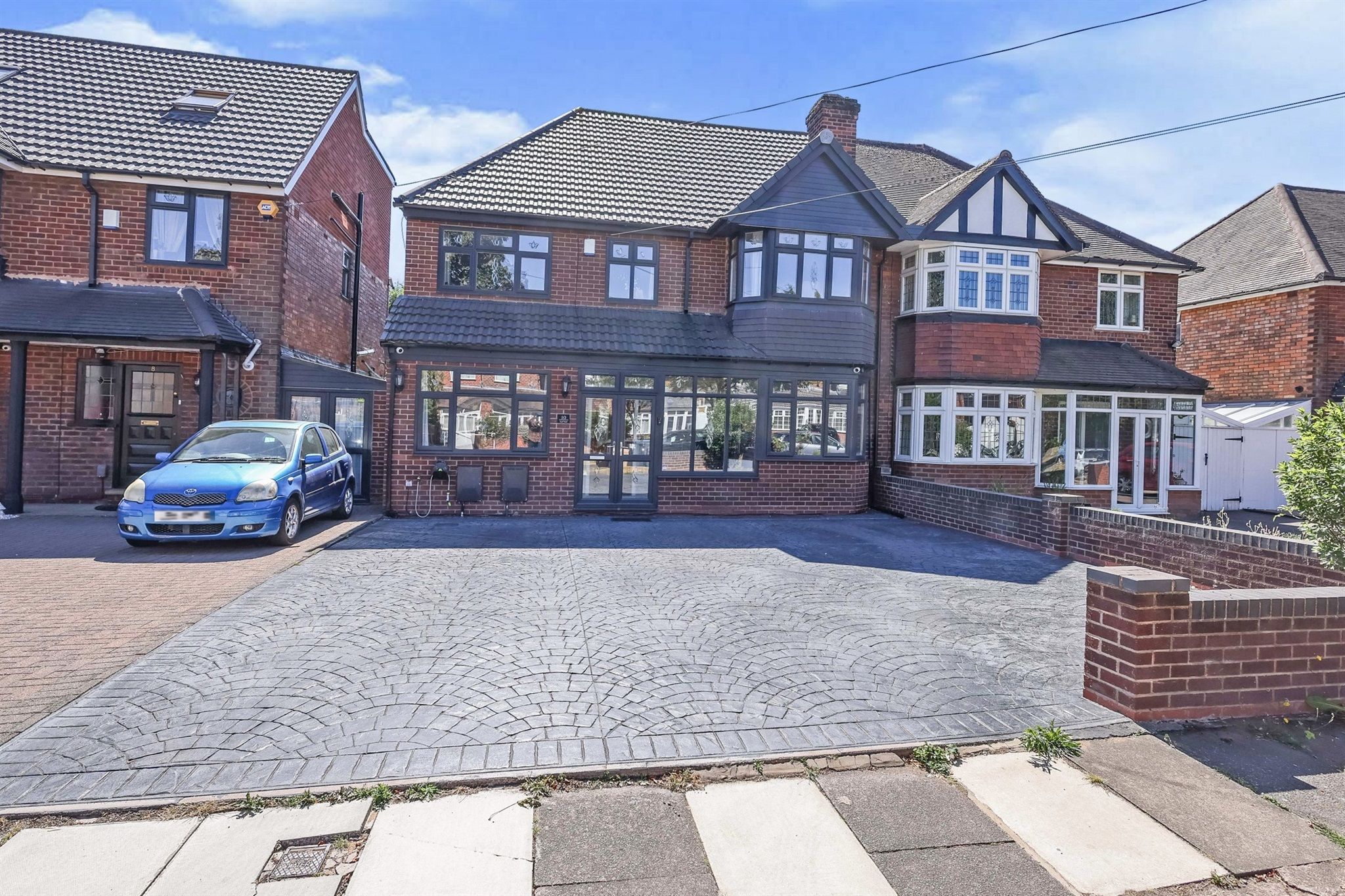 6 bed semidetached house for sale in Sandhurst Avenue, Hodge Hill