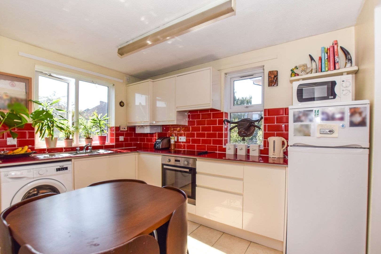 4 Tynemouth Road, Seven Sisters N15  