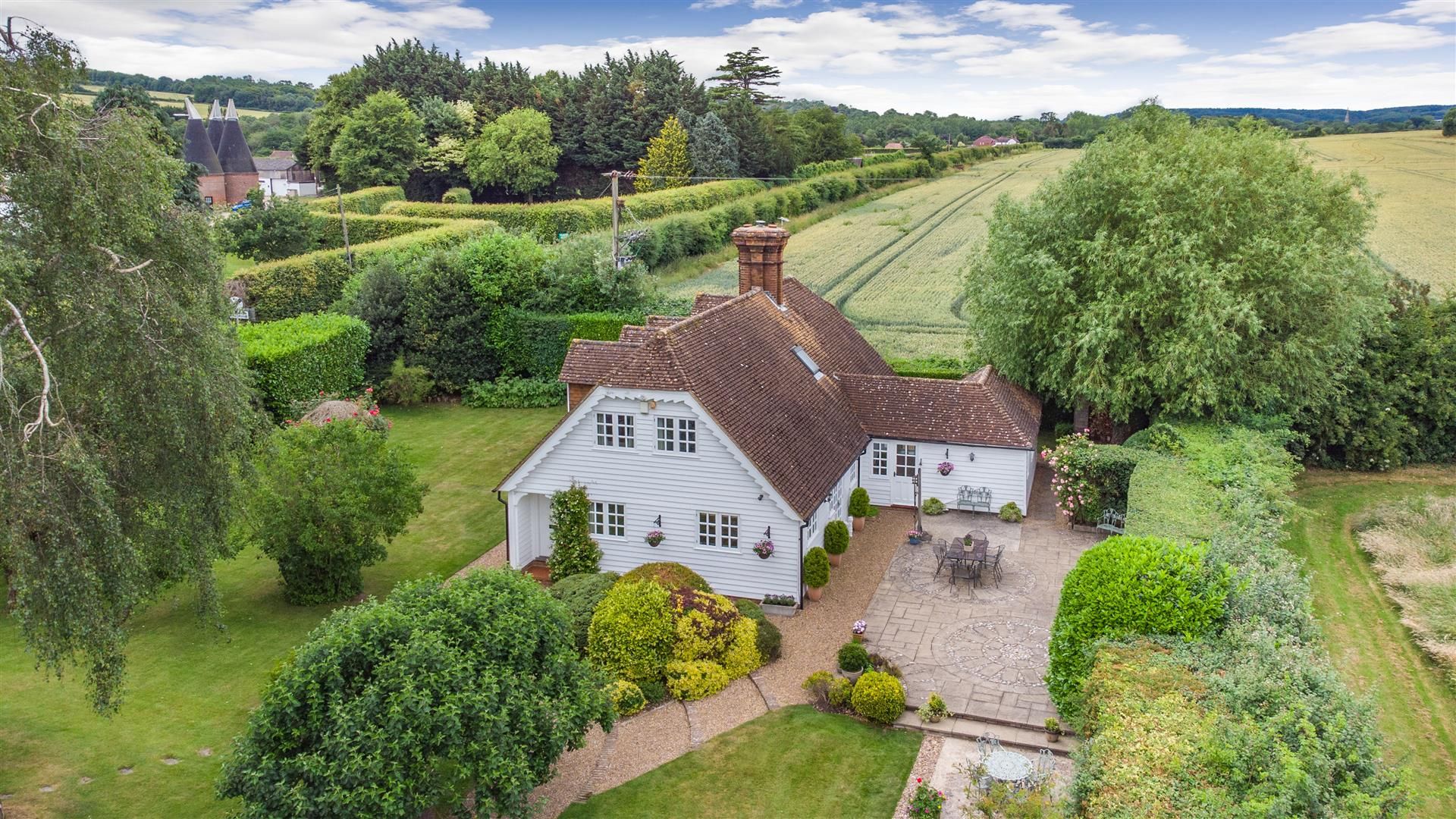 5 bed detached house for sale in Tonbridge Road, Wateringbury ME18 Zoopla