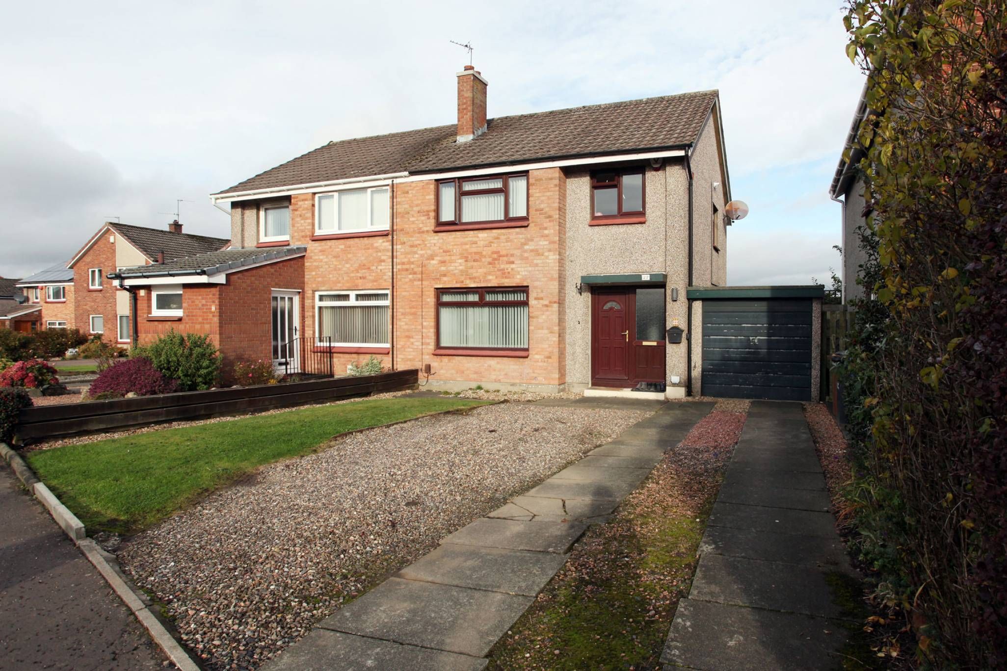3 bed semidetached house for sale in Duddingston Drive, Kirkcaldy KY2