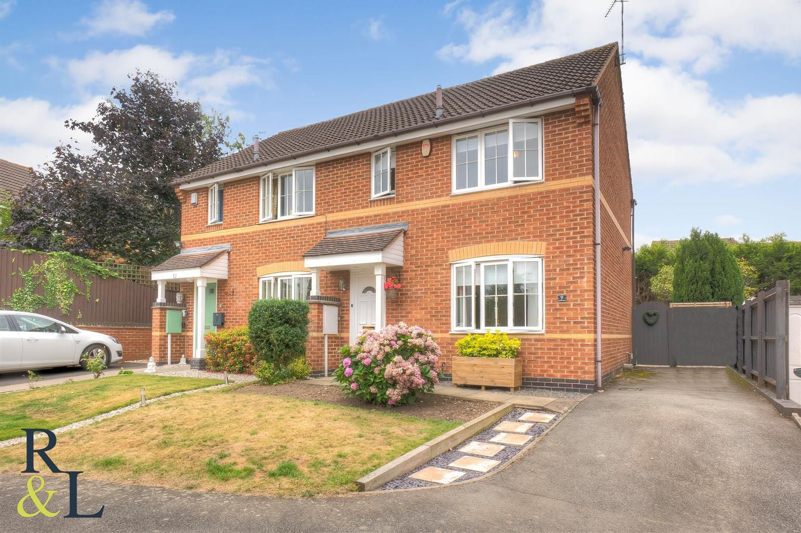 3 bed semidetached house for sale in Bluebell Close, Donisthorpe