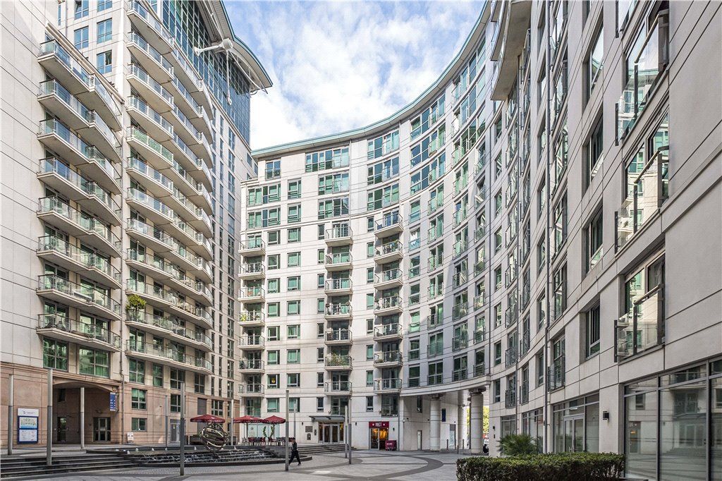 1 bed flat for sale in St. Wharf, London SW8 Zoopla