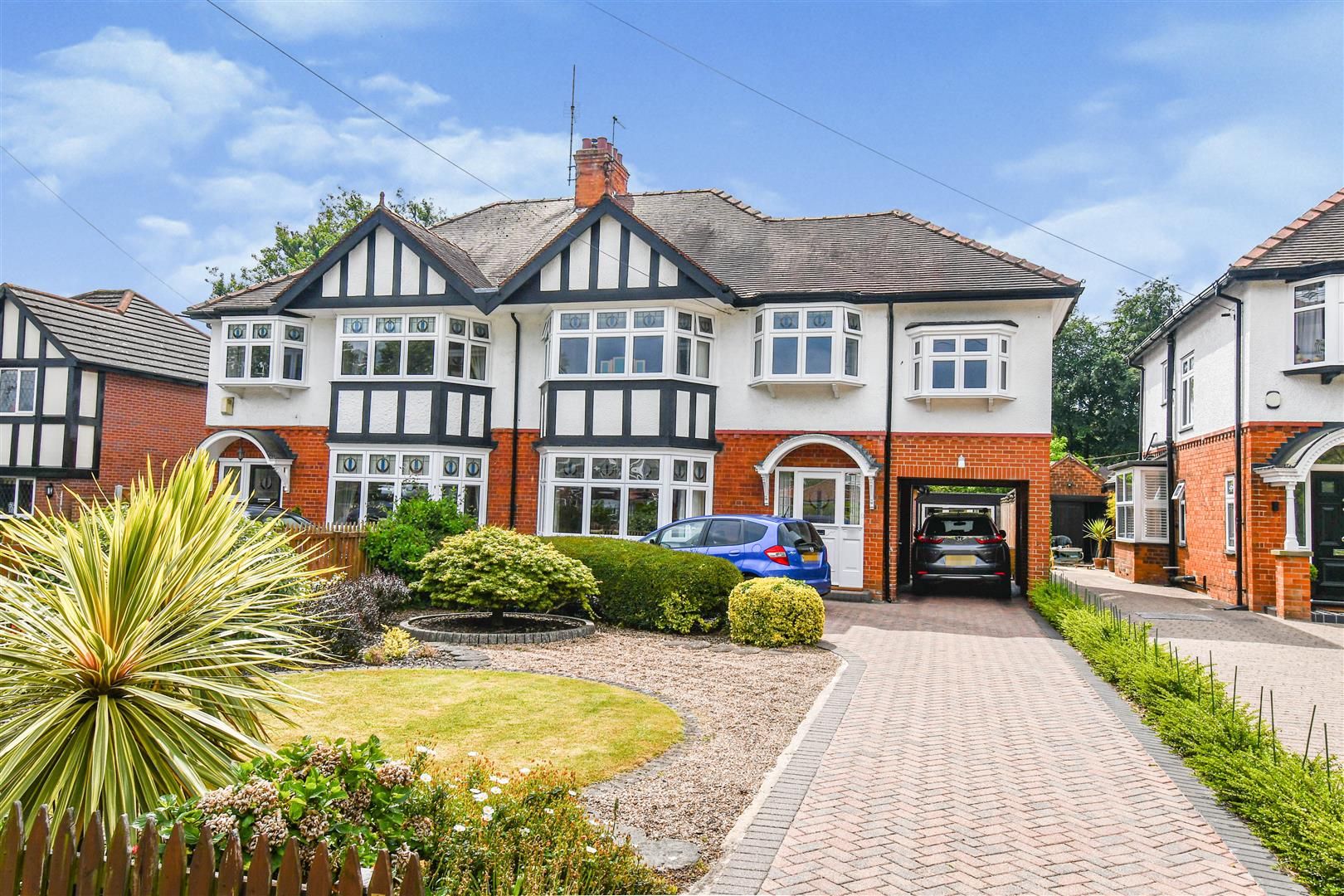 4 bed semidetached house for sale in West Ella Road, Kirk Ella, Hull