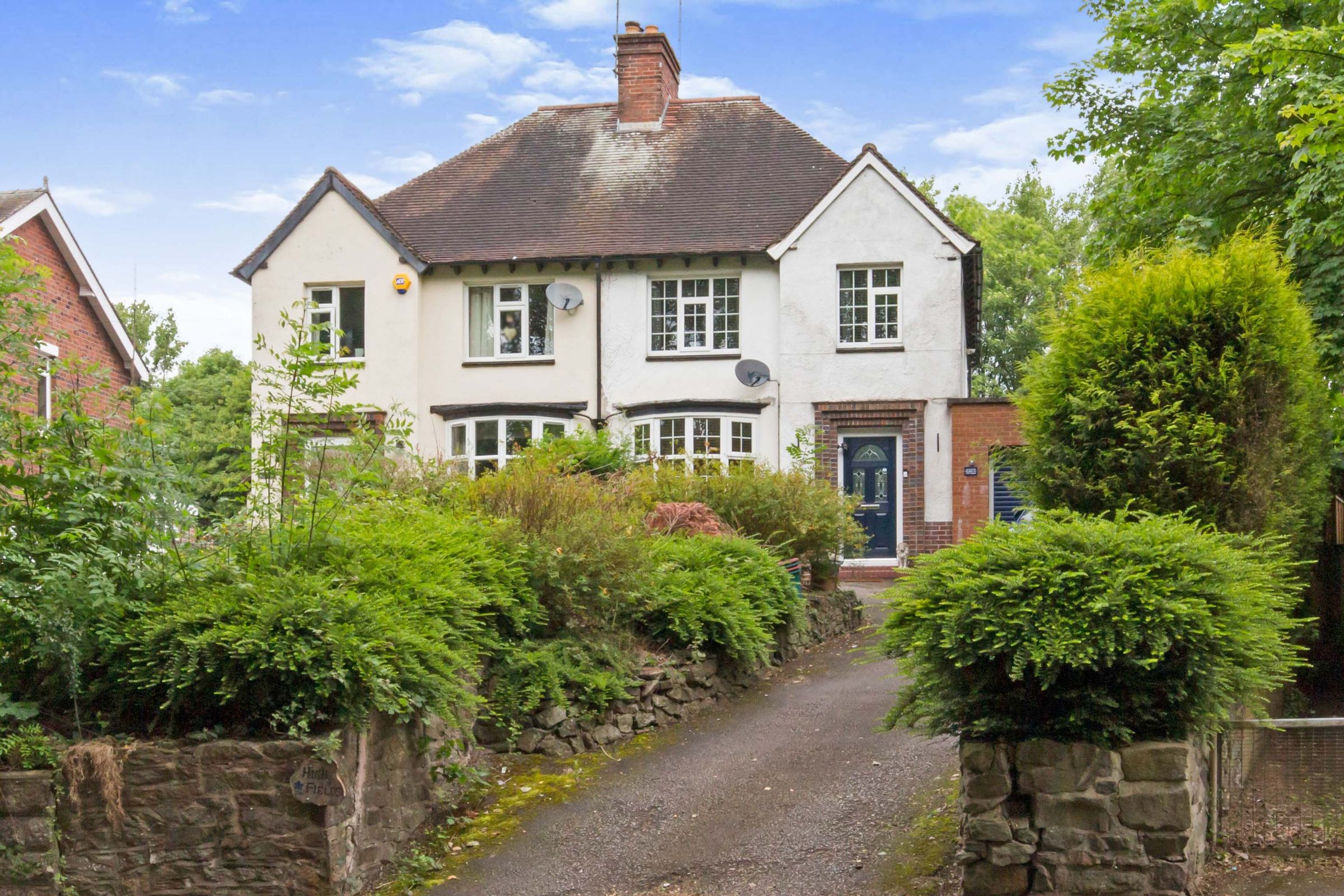 3 bed semidetached house for sale in Newcastle Road, Madeley Heath