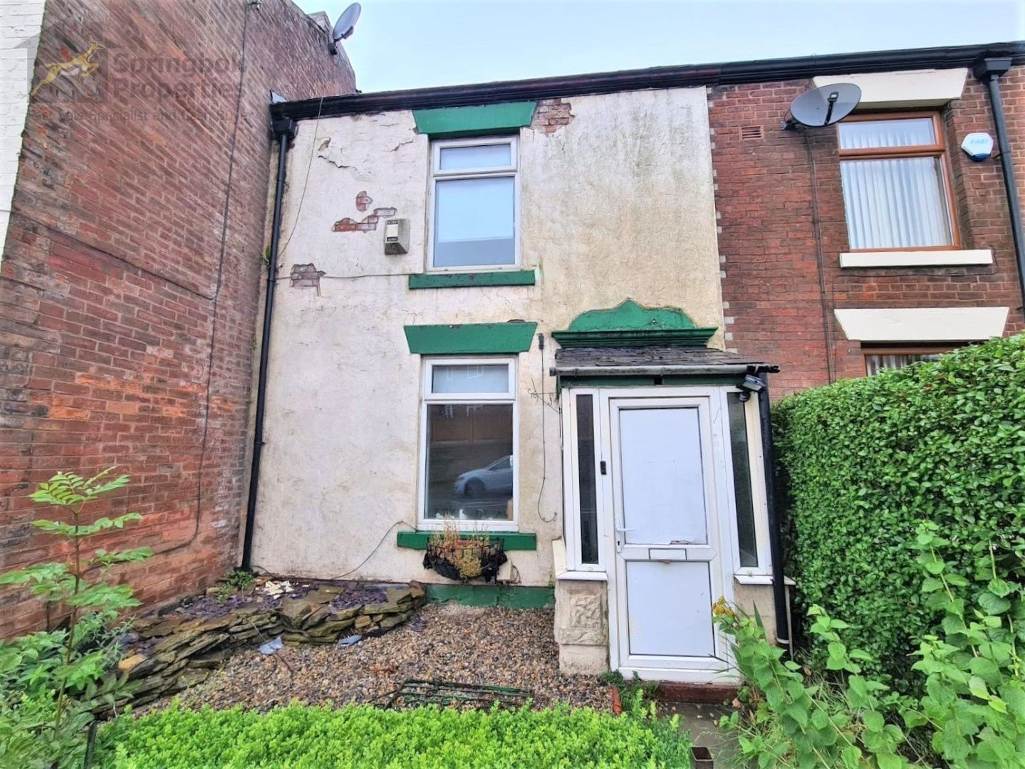2 bed terraced house for sale in Ripponden Road, Moorside, Oldham