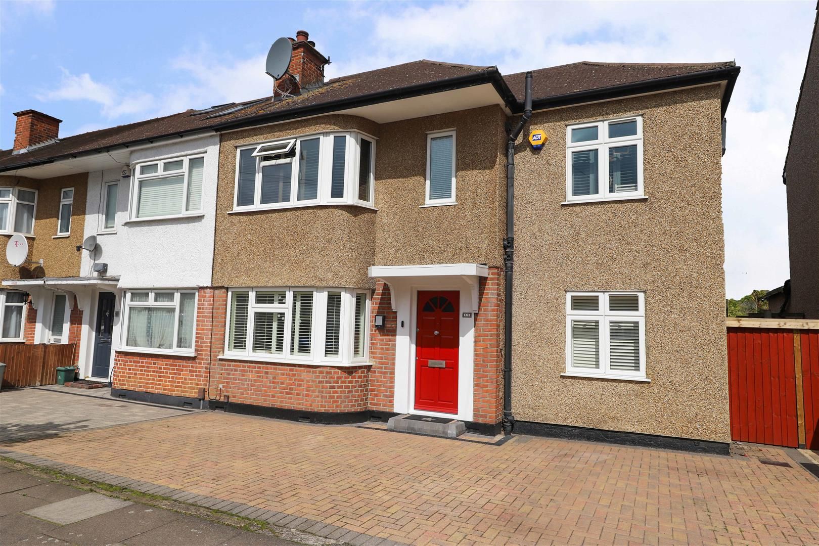 4 bed end terrace house for sale in Whitby Road, Ruislip Manor, Ruislip