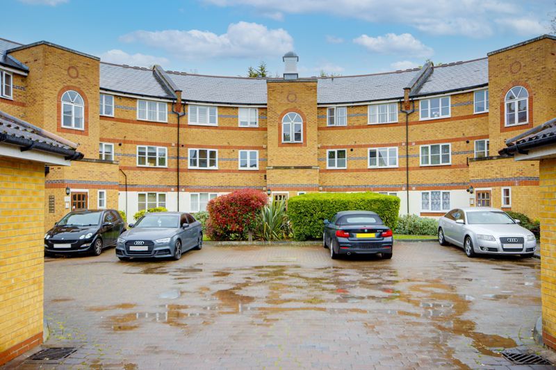 2 bed flat for sale in Whitworth Crescent, Enfield EN3 Zoopla