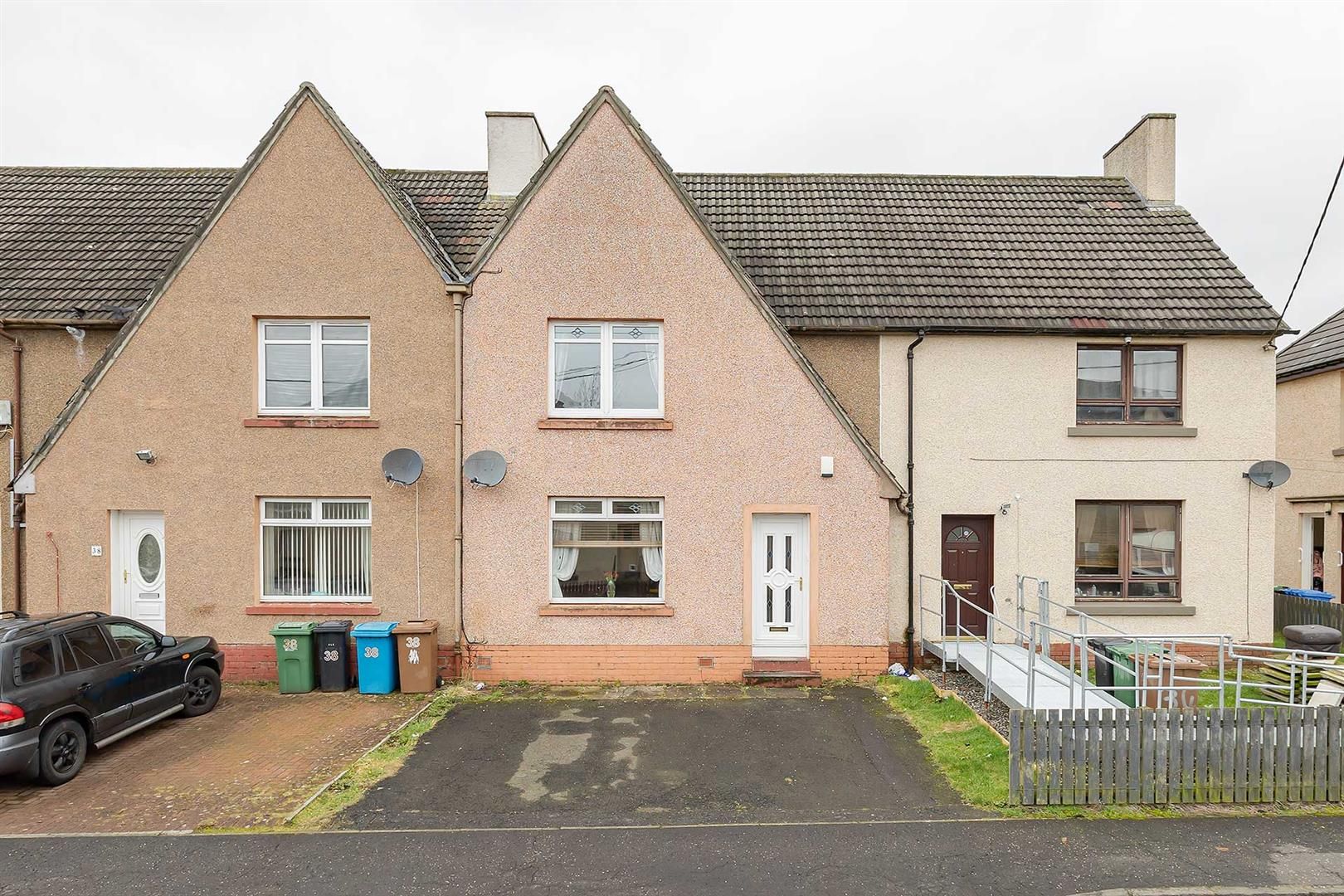 3 bed terraced house for sale in Cuthill Crescent, Stoneyburn, Bathgate