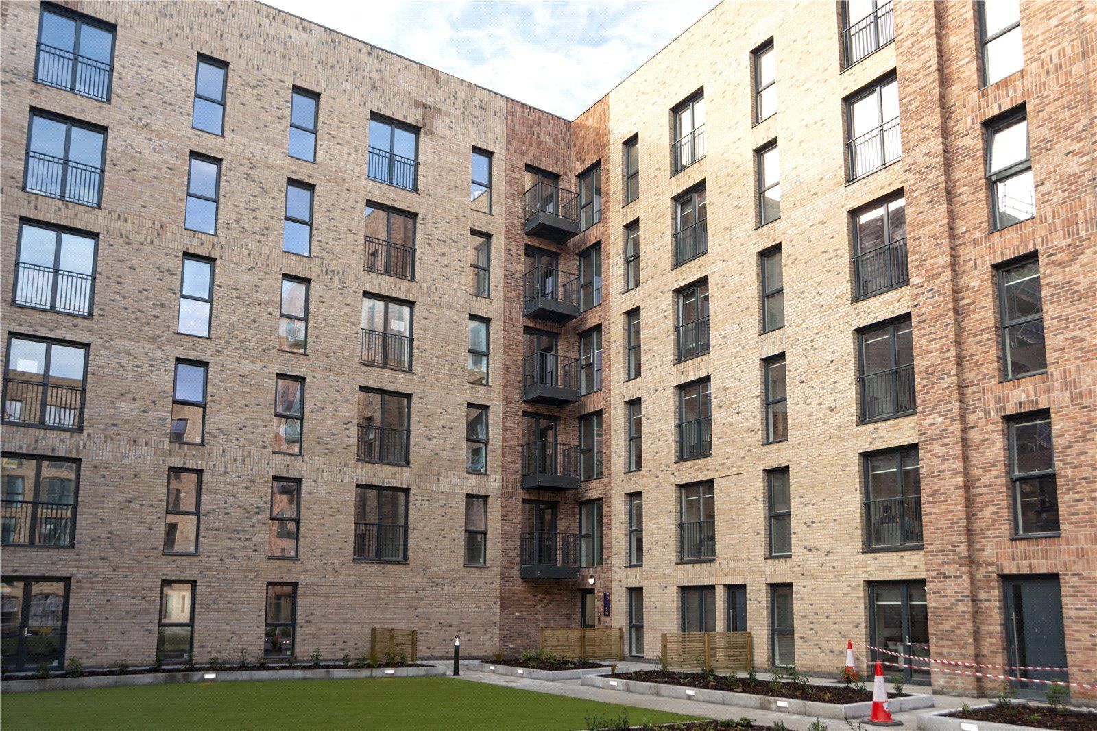 1 bed flat to rent in Ordsall Lane, Salford M5 Zoopla