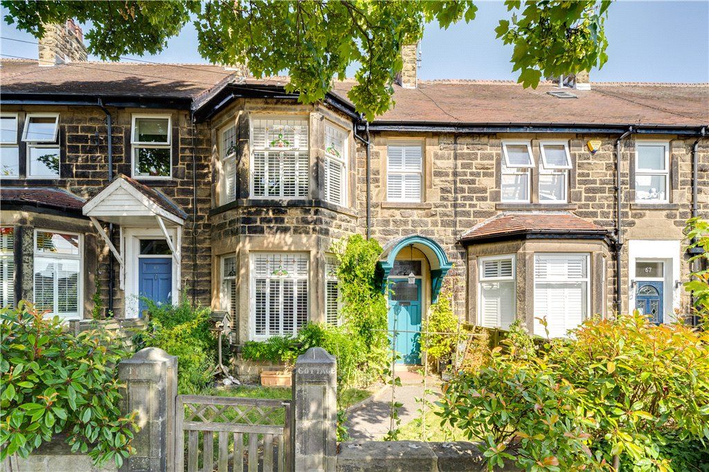 3 bed terraced house for sale in Forest Lane, Harrogate, North