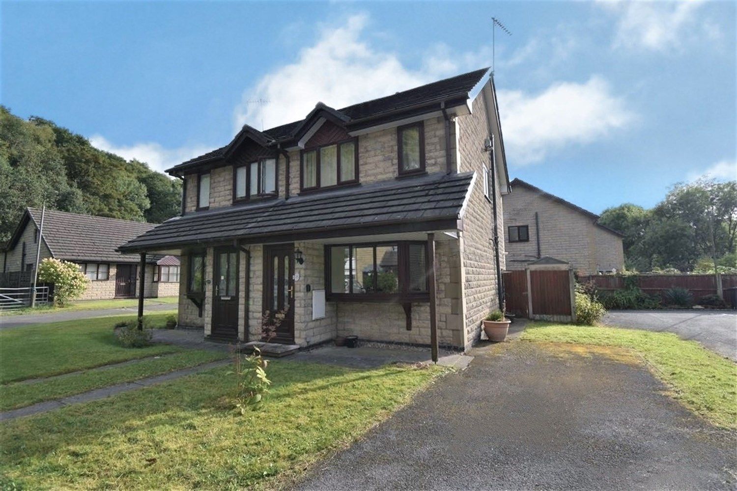2 bed semidetached house for sale in Woodbrook, Whaley Bridge, High
