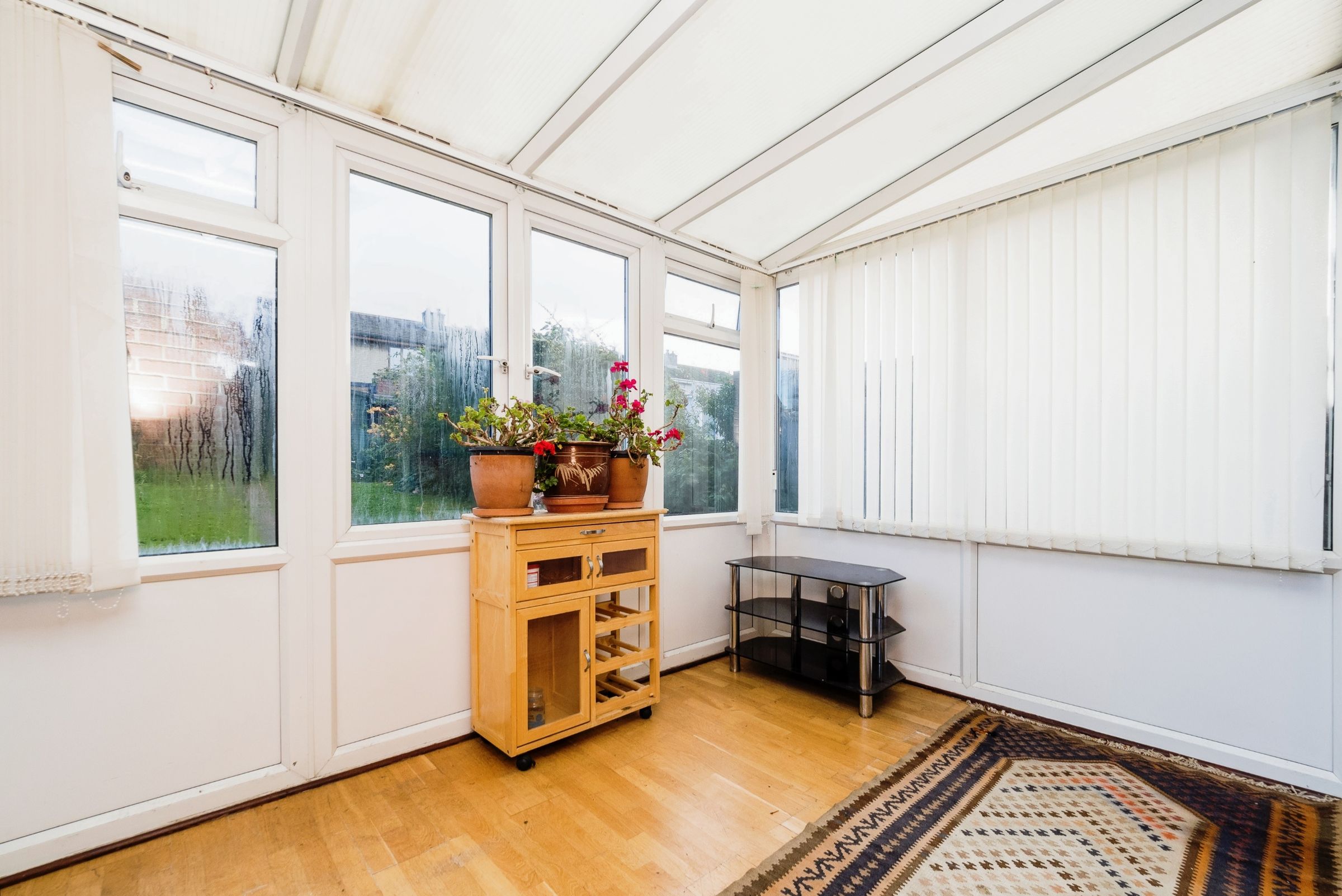 4 bed detached house for sale in Upper Rainham Road, Hornchurch RM12