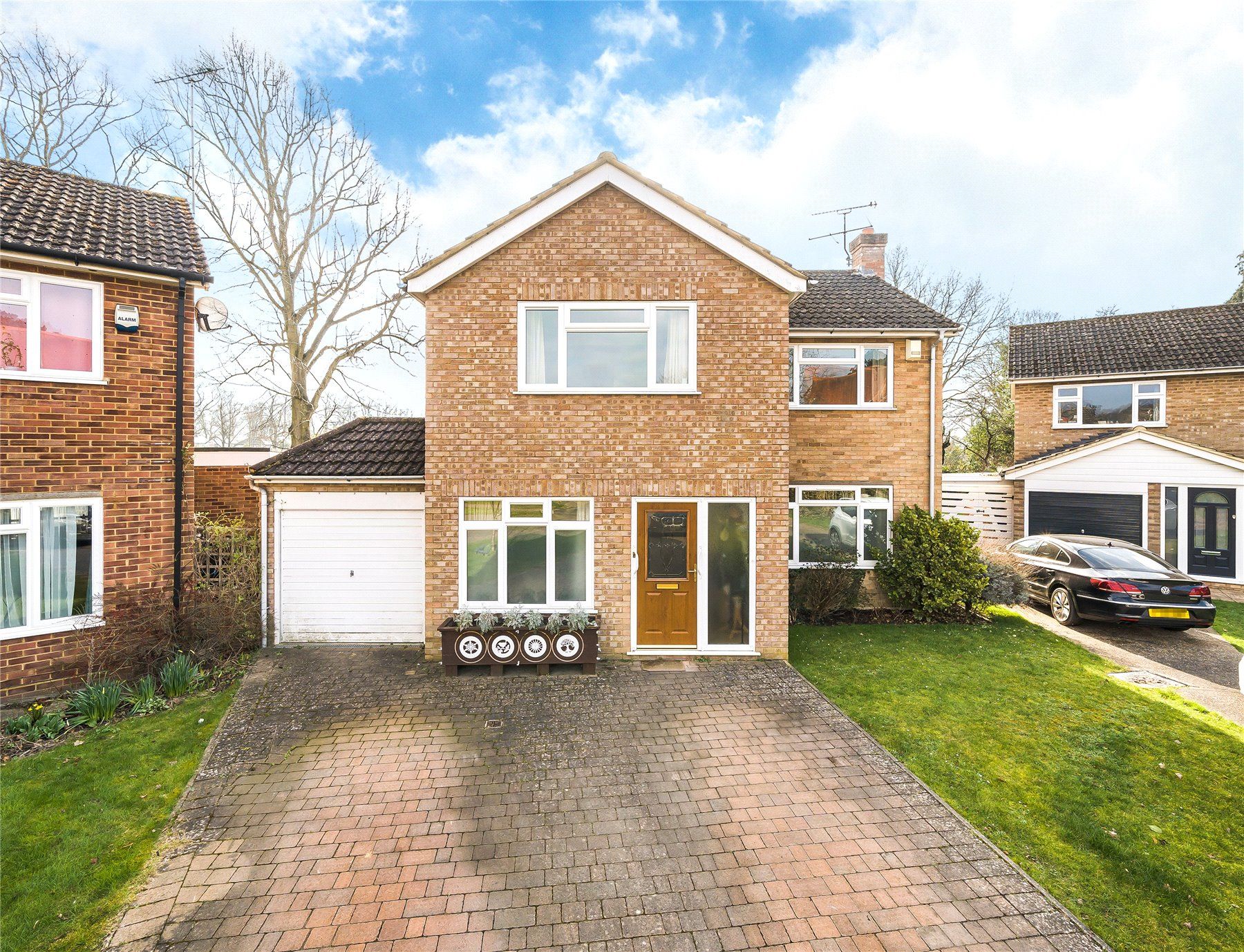 4 bed detached house for sale in Knaphill, Woking, Surrey GU21 Zoopla