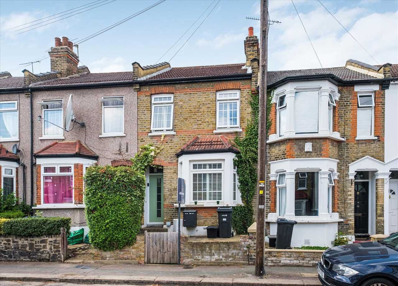 2 bed terraced house for sale in West Grove, Woodford Green IG8 Zoopla