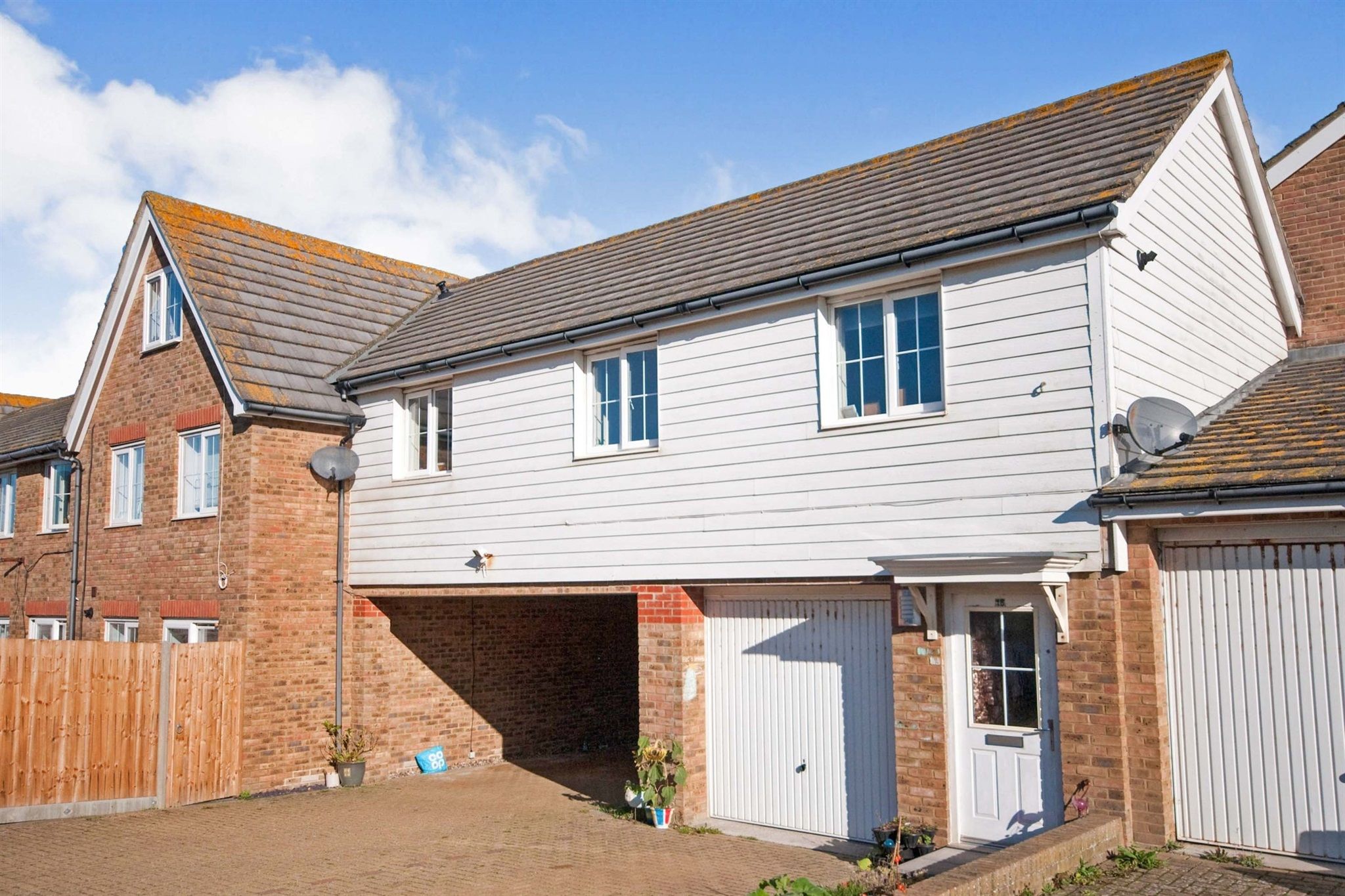 2 bed property for sale in Roundhouse Crescent, Peacehaven BN10 Zoopla