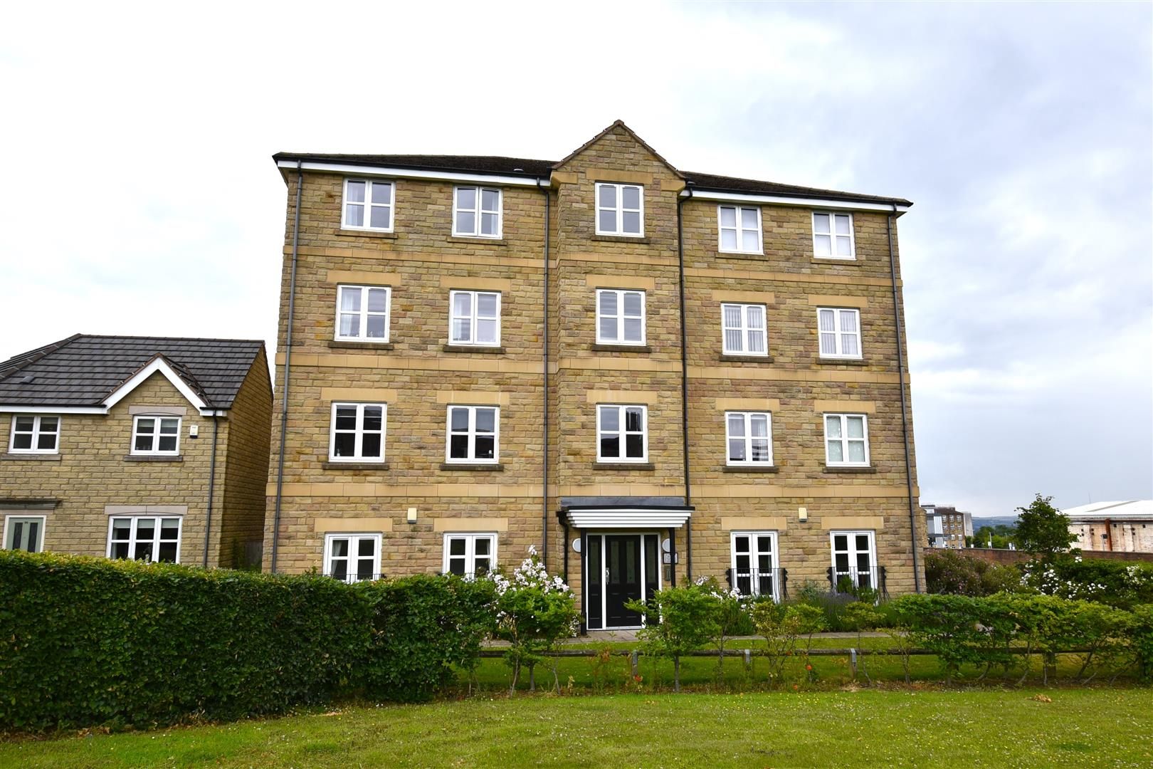 2 bed flat to rent in Plover Mills, Lindley, Huddersfield HD3 Zoopla