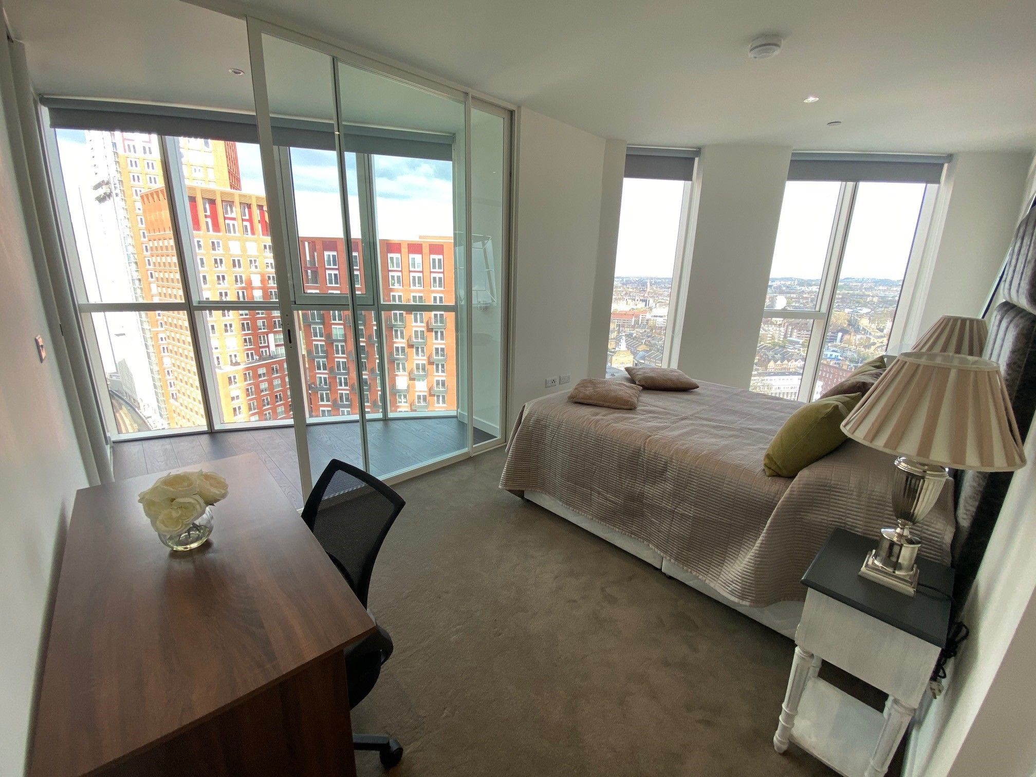 2 bed flat to rent in Wandsworth Road, Vauxhall SW8 Zoopla