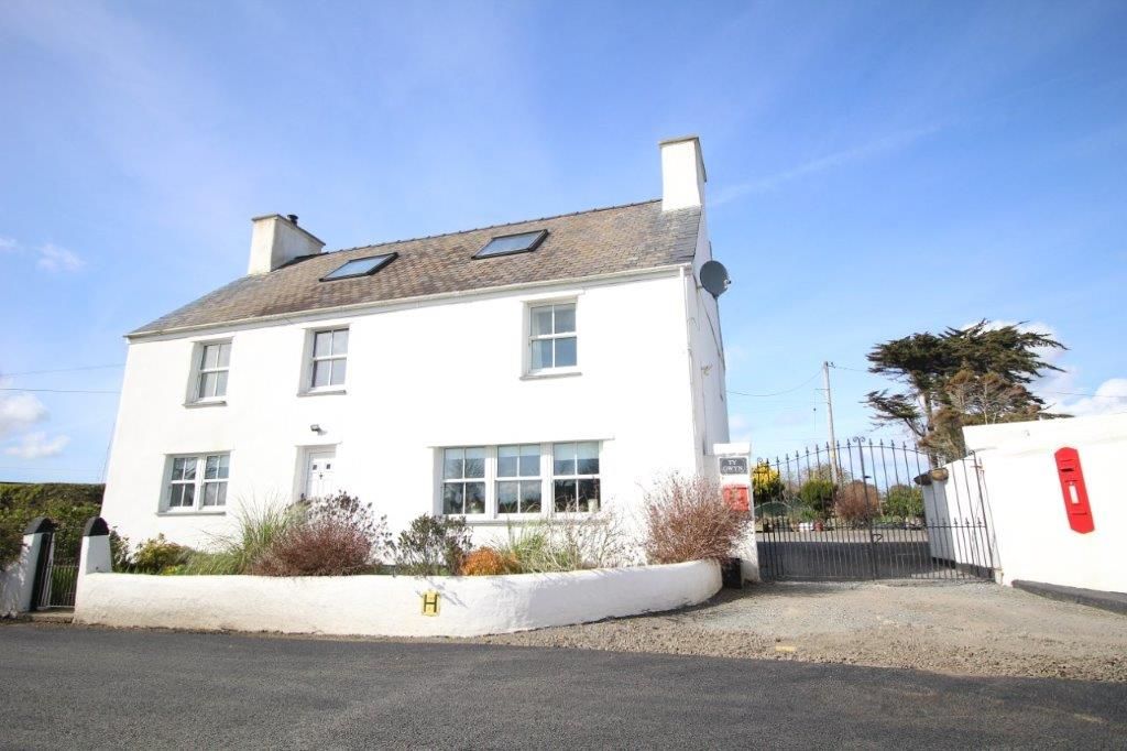 6 bed detached house for sale in Capel Gwyn, Bryngwran LL65 Zoopla