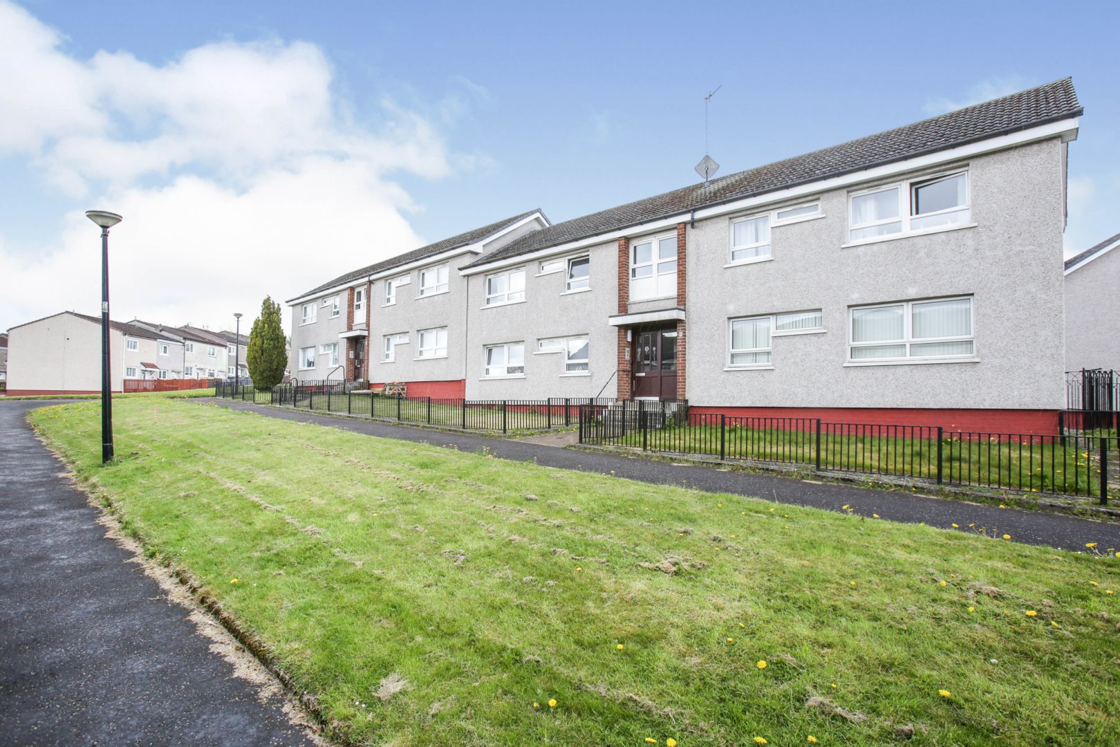 6 Brucefield Place Glasgow G34  