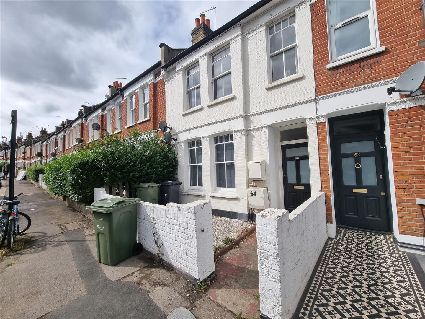 3 bed flat to rent in Kingswood Road, London SW2 Zoopla