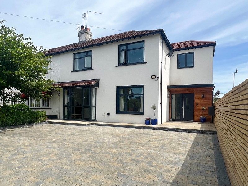 4 bed semidetached house for sale in Heol Hir, Llanishen, Cardiff
