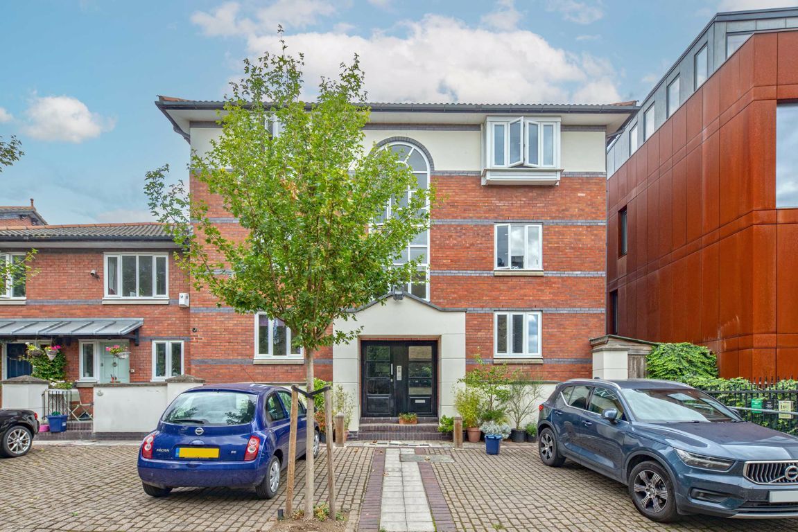 1 bed detached house for sale in Gloucester Square, London E2 Zoopla