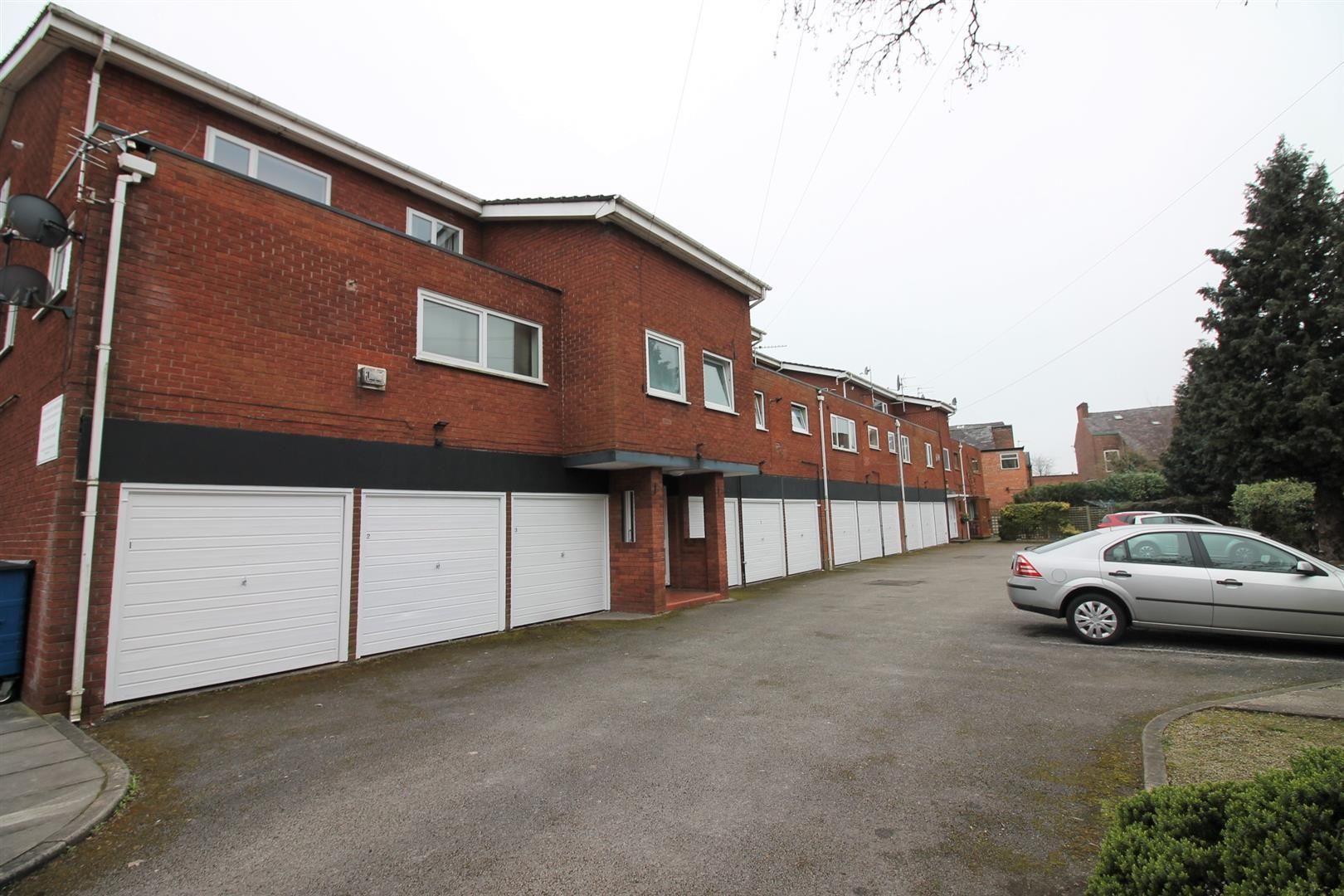 1 bed flat to rent in Wycliffe Court, Urmston, Manchester M41 Zoopla