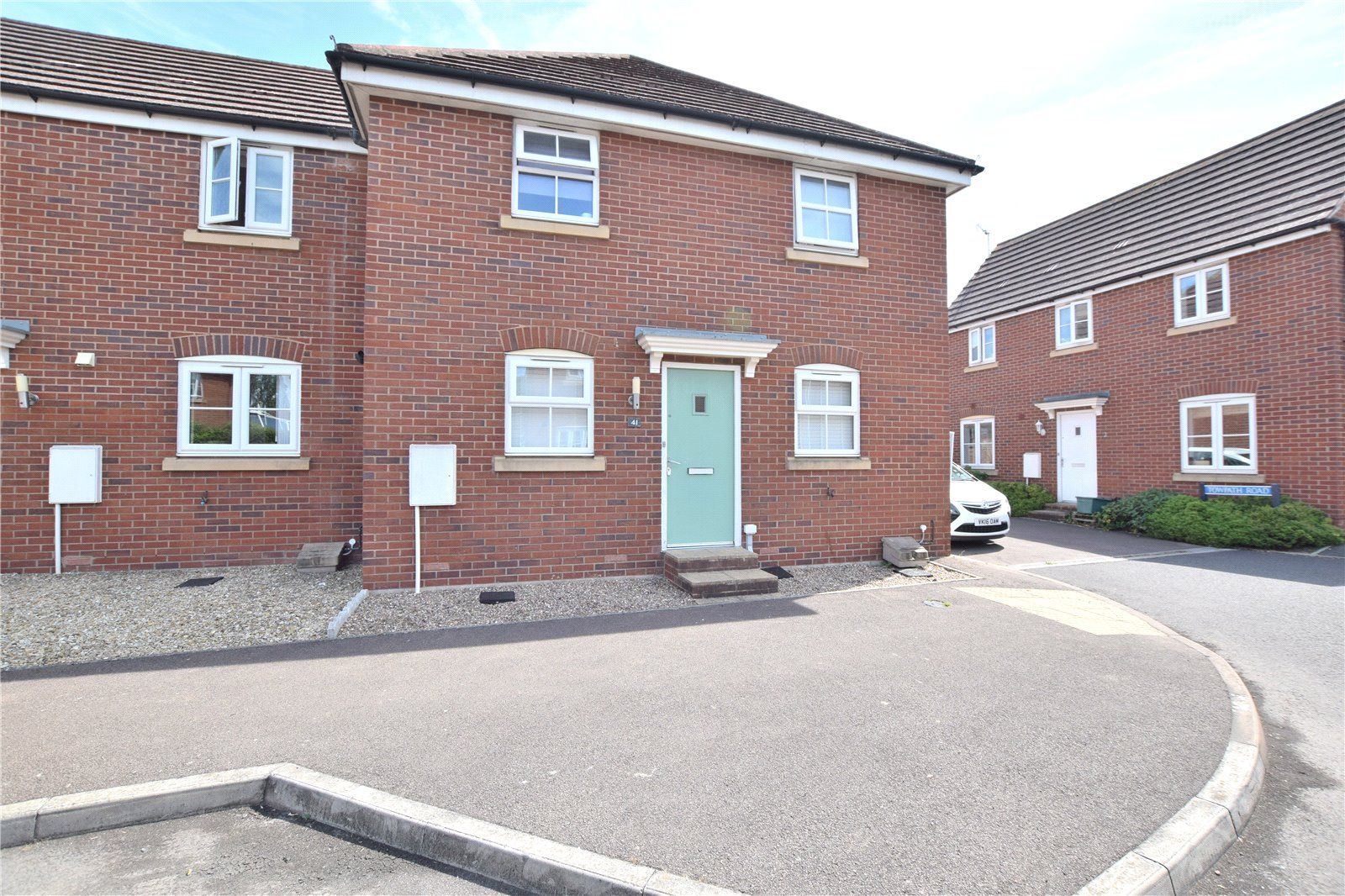 3 bed semidetached house for sale in Quayside Way, Hempsted