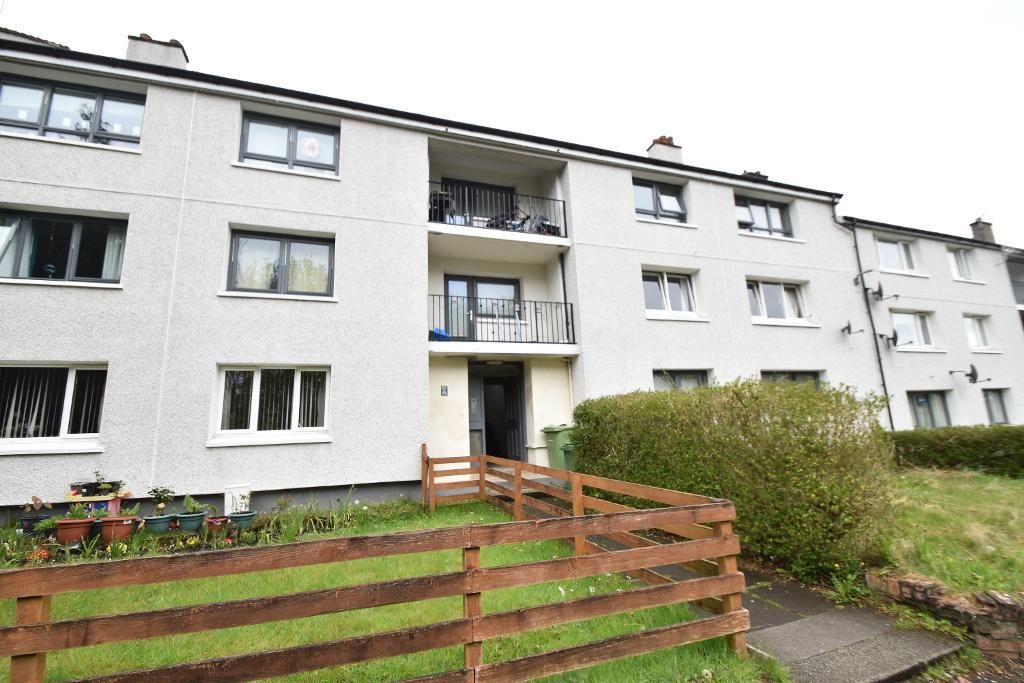 2 bed flat for sale in Friarscroft, Kirkintilloch, Glasgow G66 Zoopla