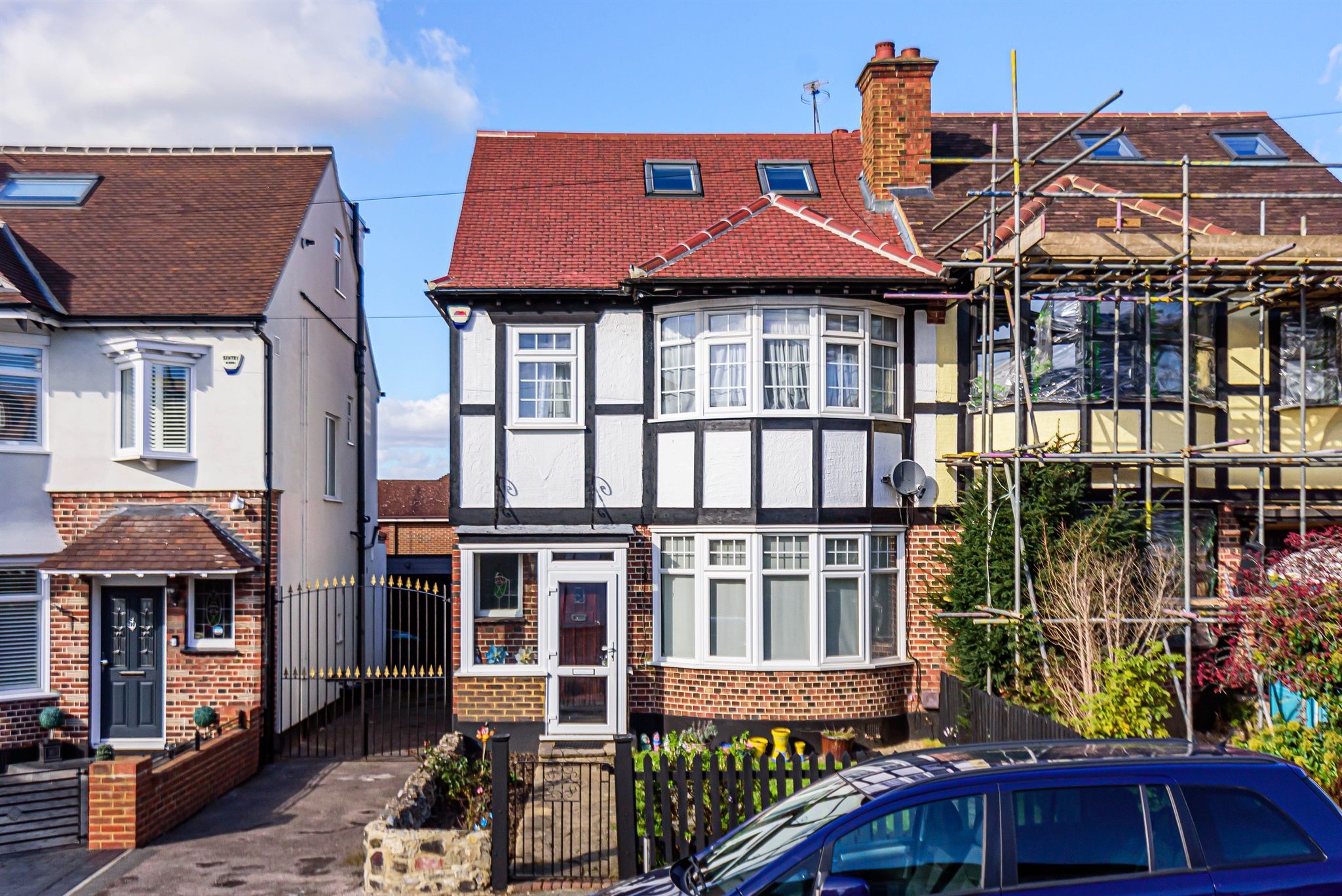 4 bed semidetached house for sale in Walfield Avenue, London N20 Zoopla