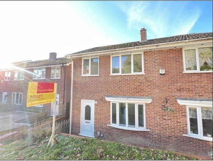 3 bed semidetached house to rent in Newbury, Berkshire RG14 Zoopla