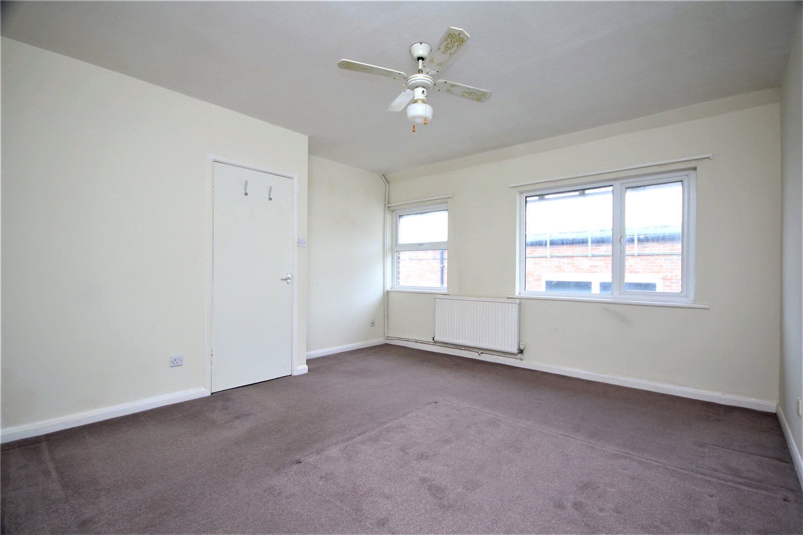 2 bed flat to rent in South Street, Lancing, West Sussex BN15 Zoopla