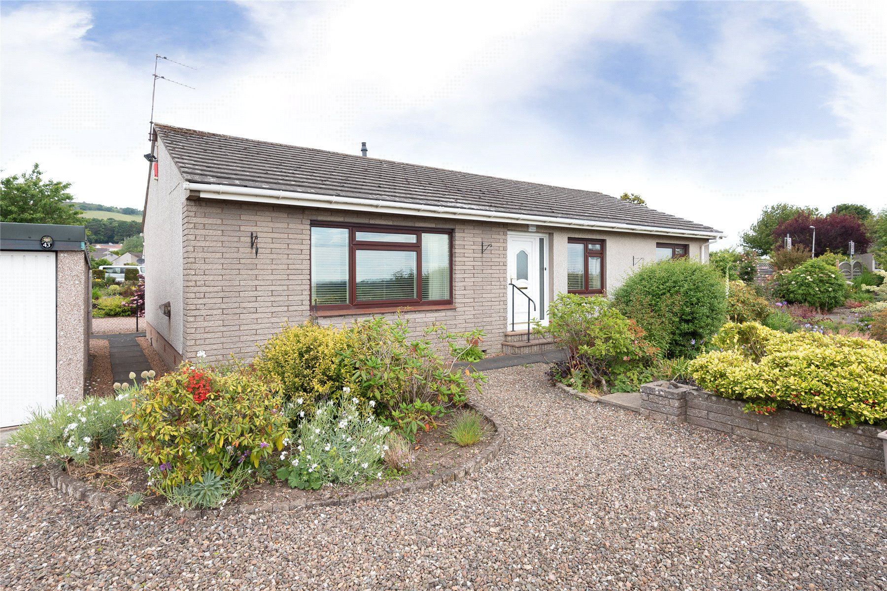 3 bed detached bungalow for sale in Main Street, Balmullo, St. Andrews