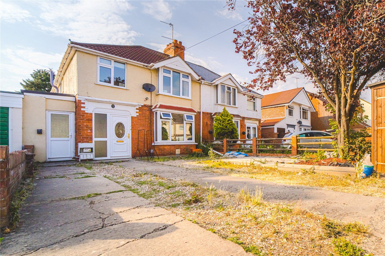 3 bed semidetached house for sale in Stratton Road, Swindon, Wiltshire