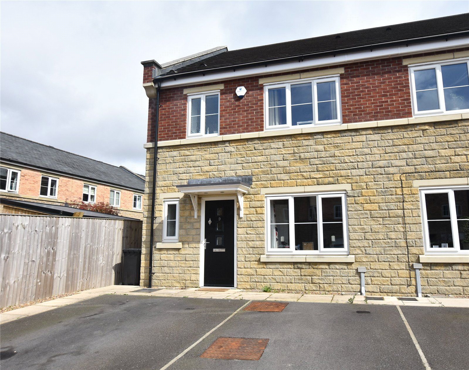 3 bed terraced house for sale in Baxendale Drive, Newlay, Leeds LS13