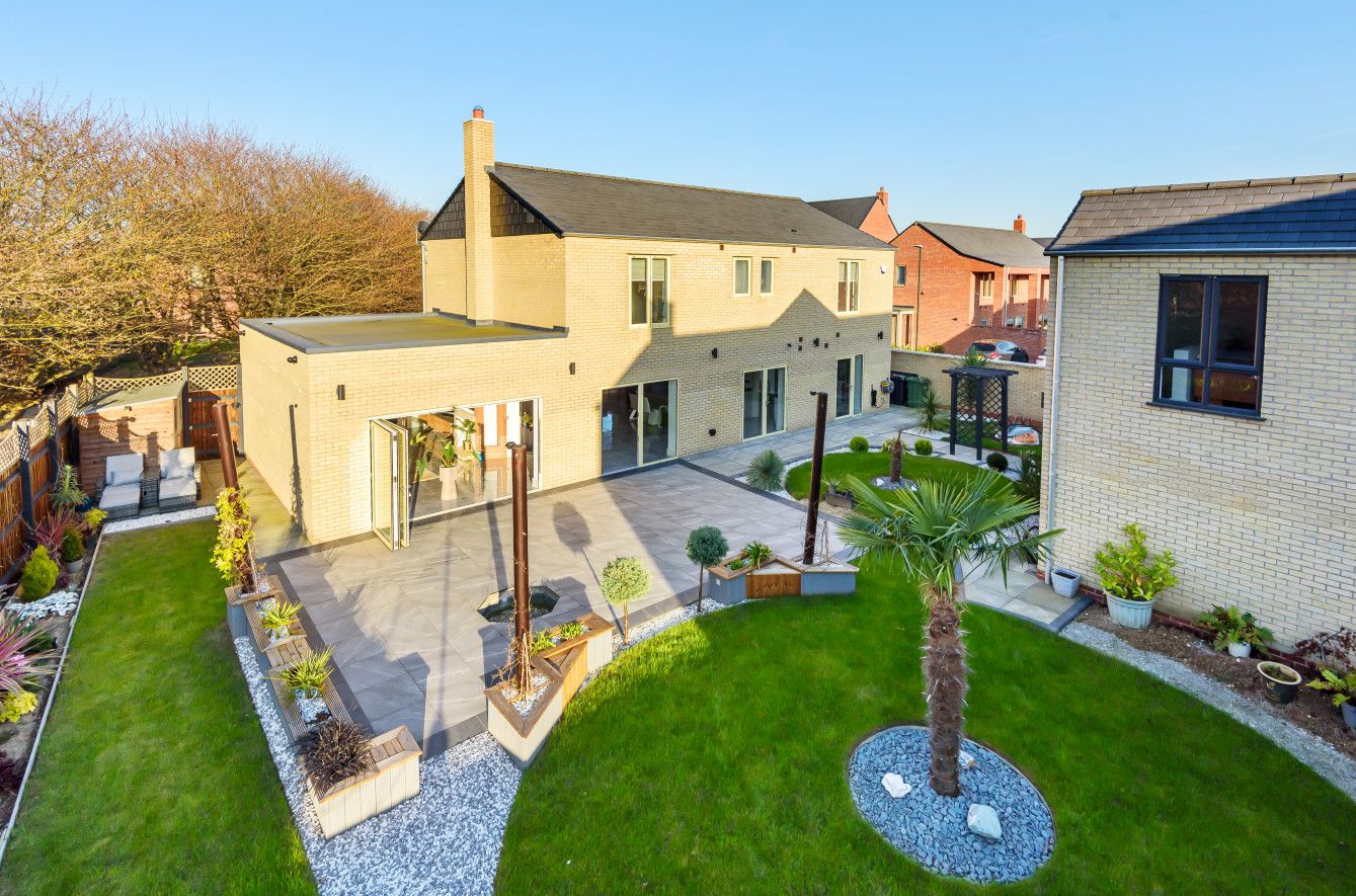 4 bed detached house for sale in The Cherries, Humberston DN36 Zoopla
