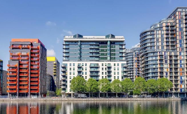 Millharbour Canary Wharf Isle Of Dogs London E14
