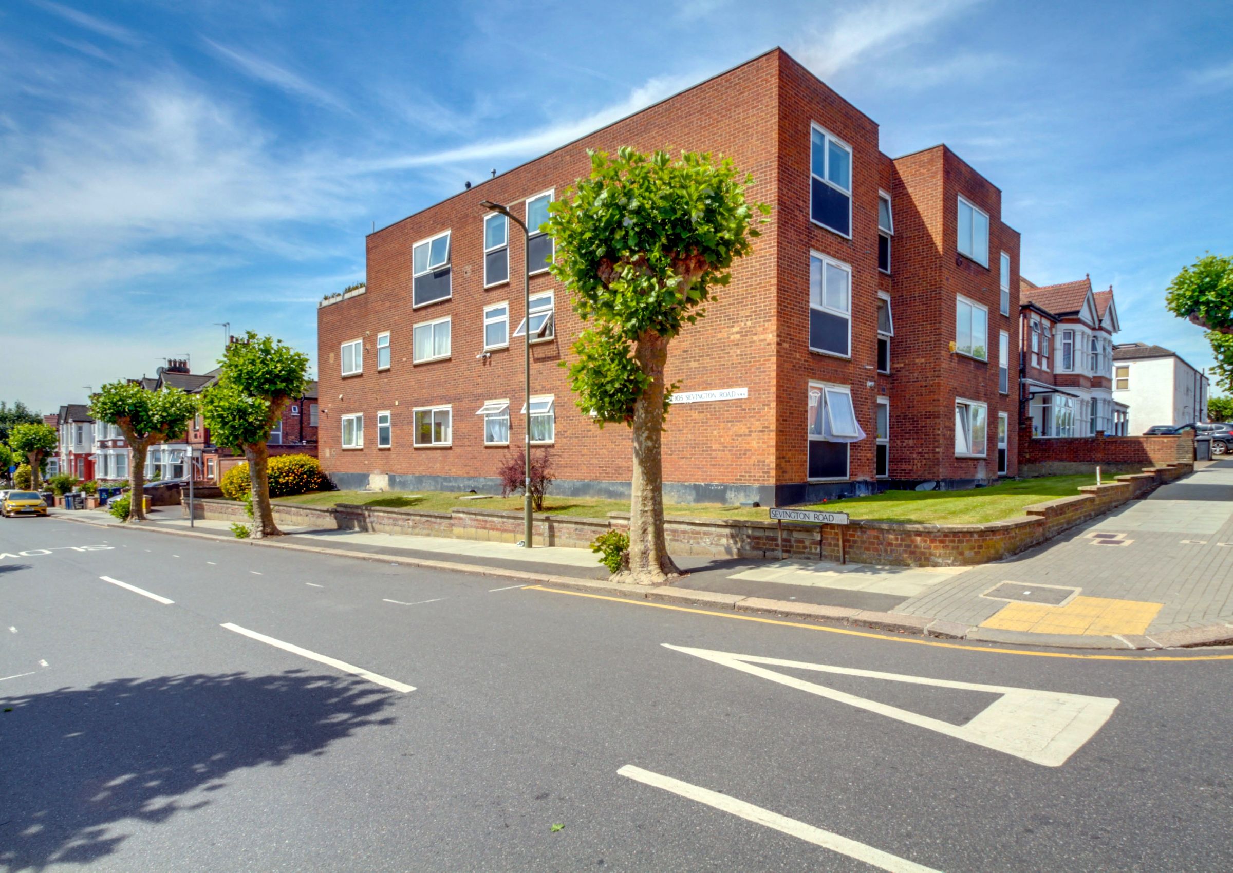 2 bed flat to rent in Sevington Road, Hendon NW4 Zoopla