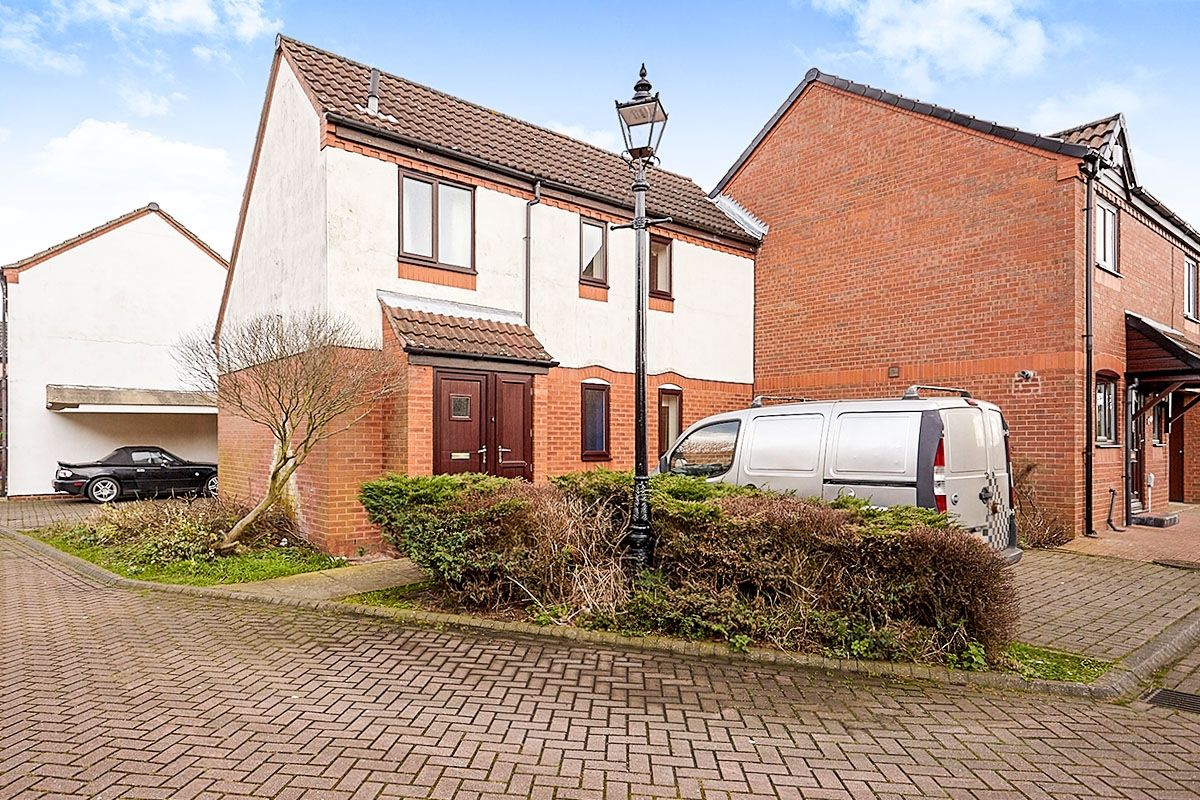 2 bed semidetached house to rent in Commodore Croft, Hull HU1 Zoopla