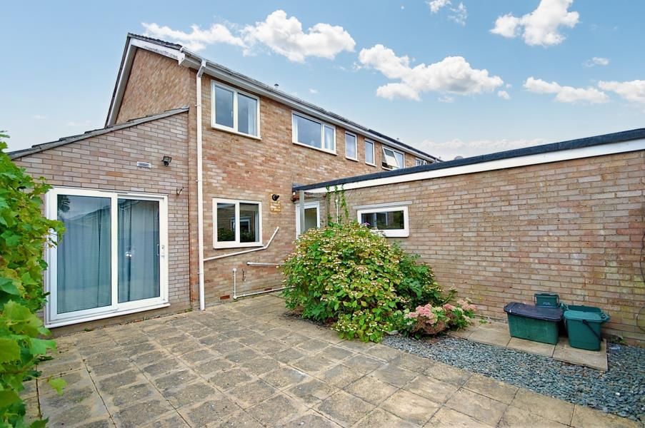 5 bed property to rent in Broome Grove, Wivenhoe, Colchester CO7 Zoopla