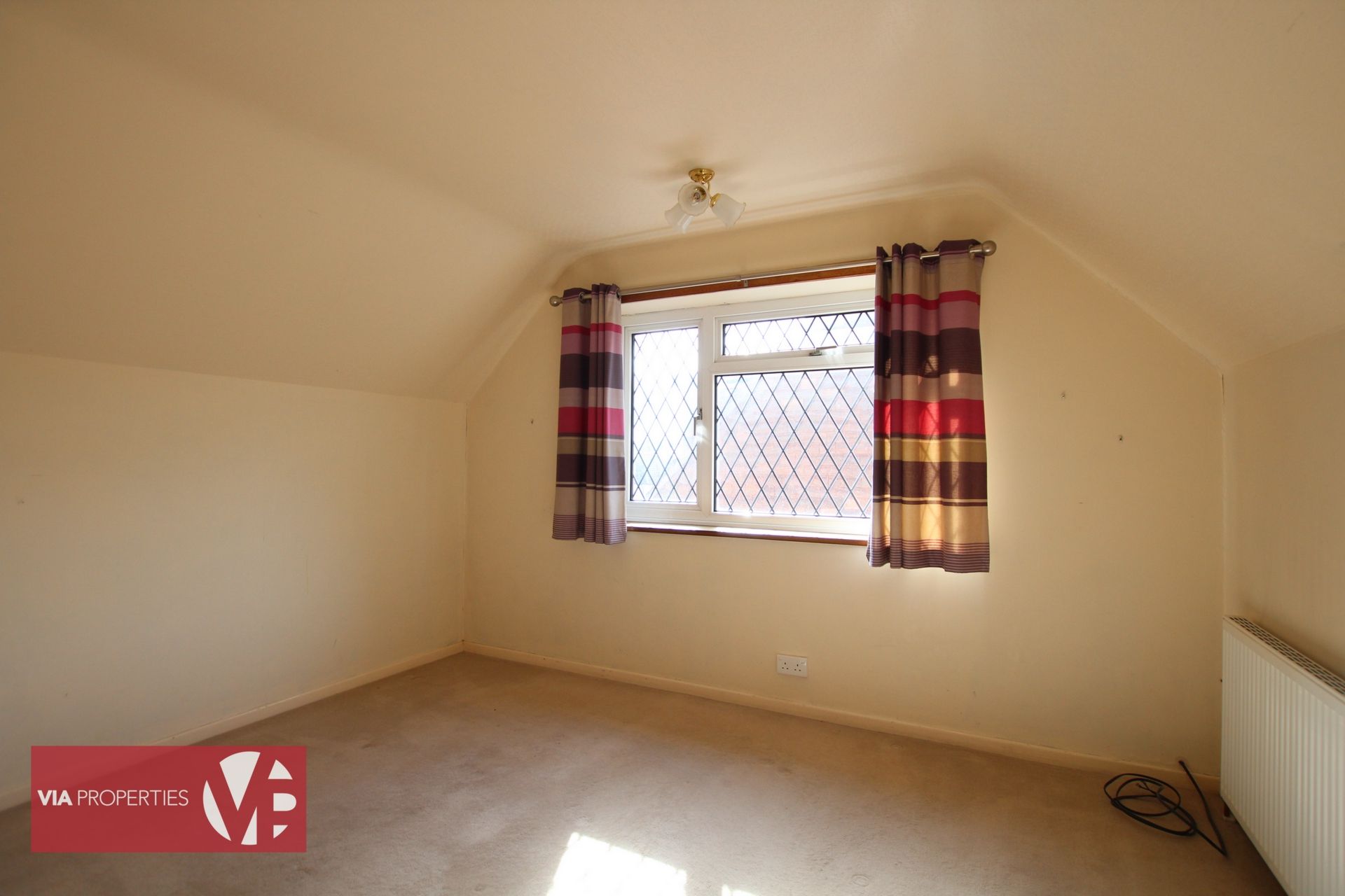 3 bed detached house to rent in College Road, Hoddesdon EN11 Zoopla