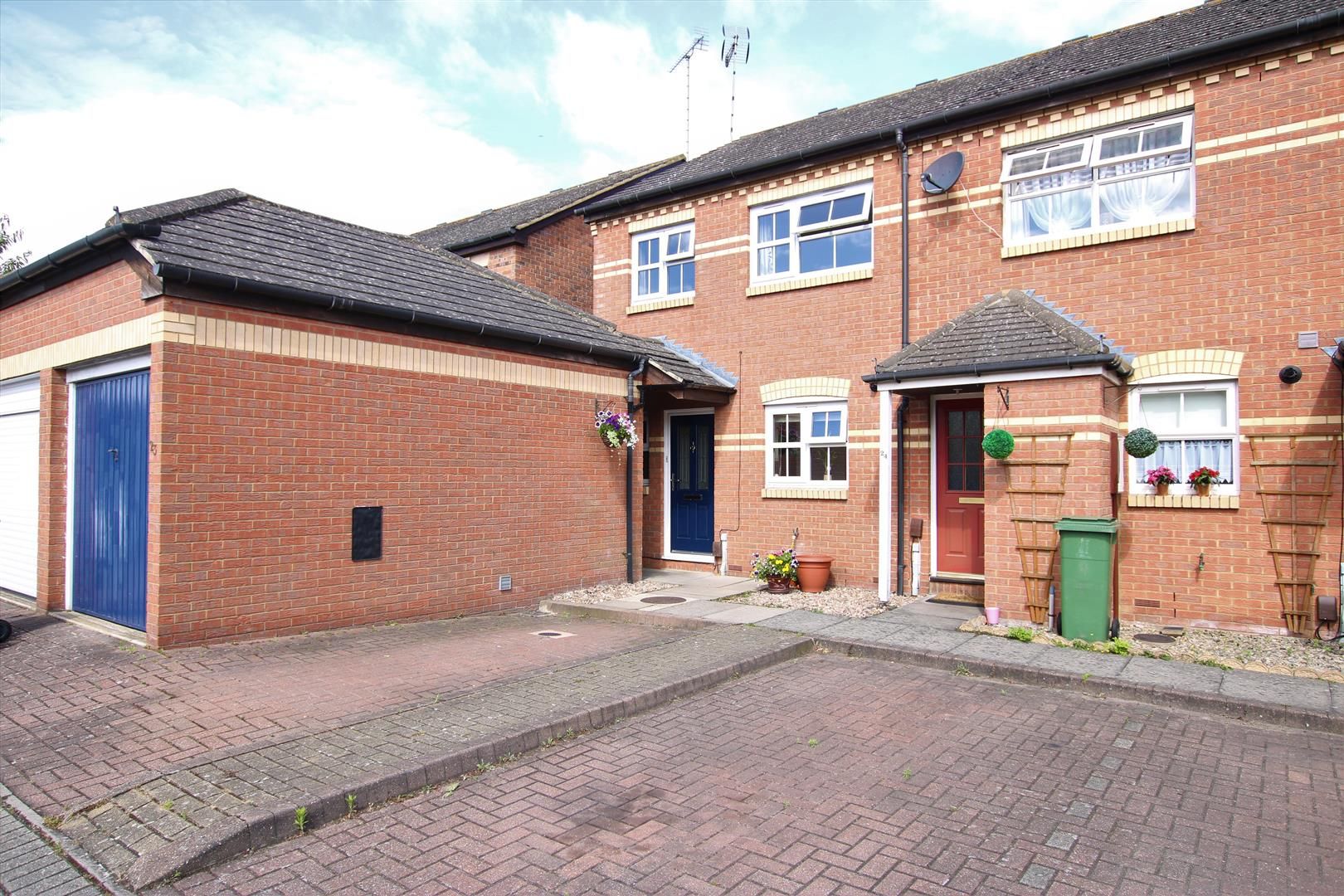 3 bed end terrace house to rent in Old Brewery Close, Aylesbury HP21 Zoopla