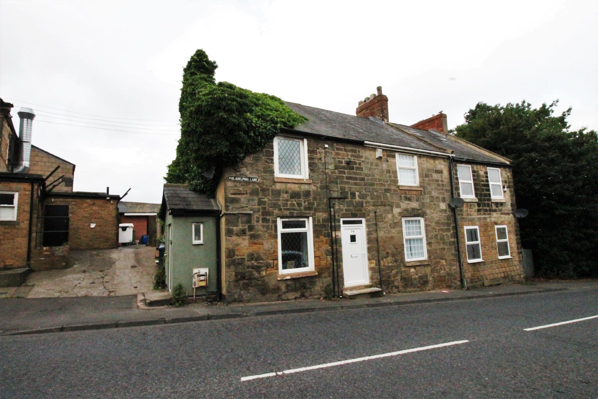 2 bed end terrace house to rent in Philadelphia Lane, Newbottle
