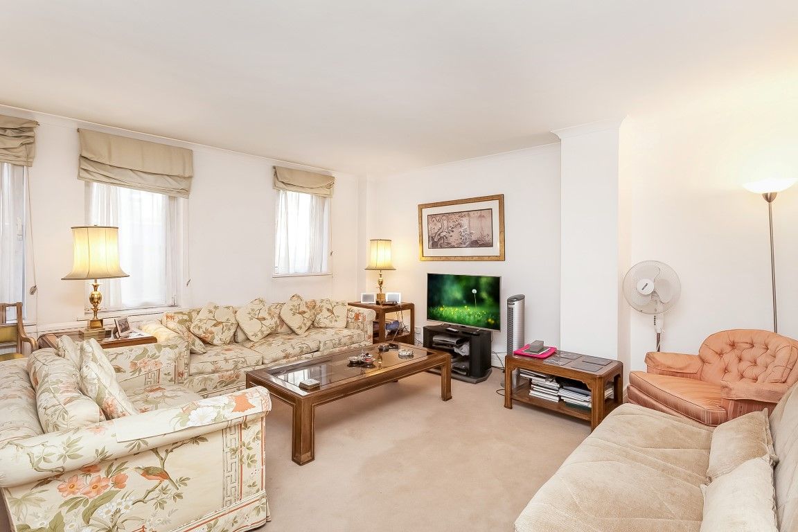 Charter Court, Harcourt Street, London W1H  