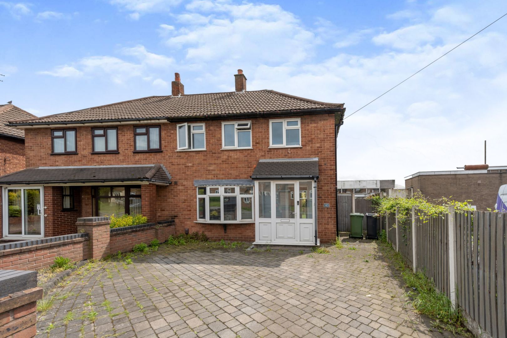 3 bed semidetached house for sale in Ogley Road, Brownhills, Walsall