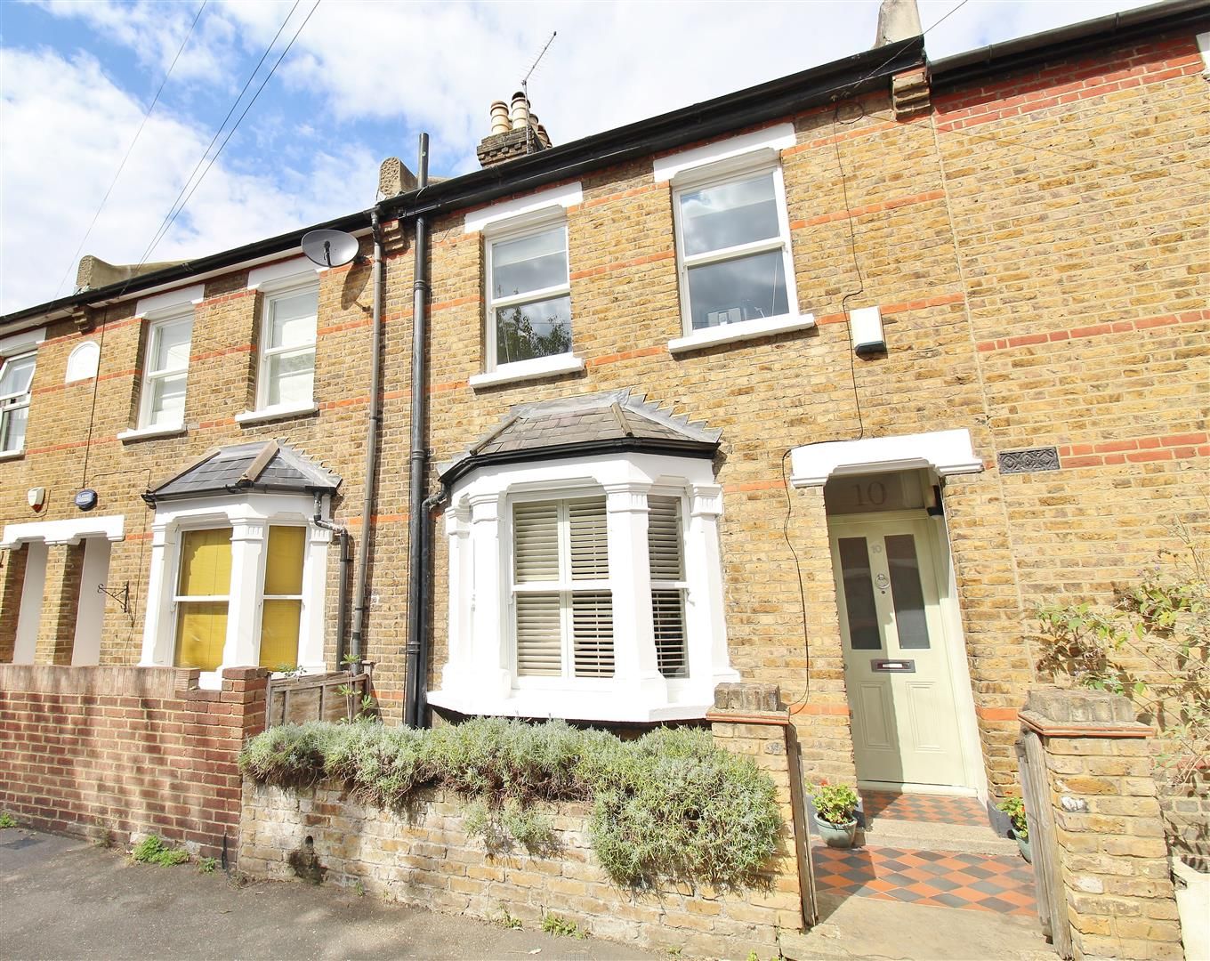 4 bed property for sale in Napier Road, Isleworth TW7 Zoopla