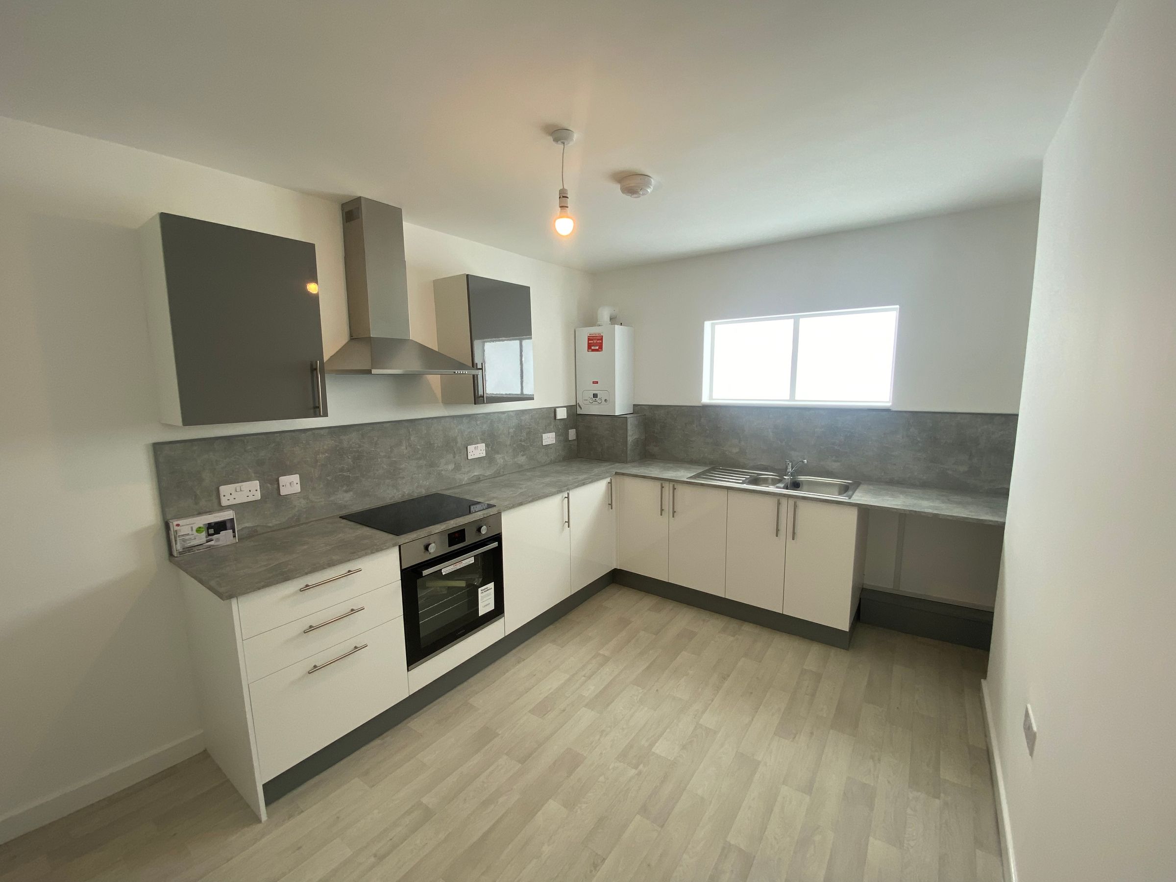 2 bed flat to rent in Coatsworth Road, Gateshead NE8 Zoopla