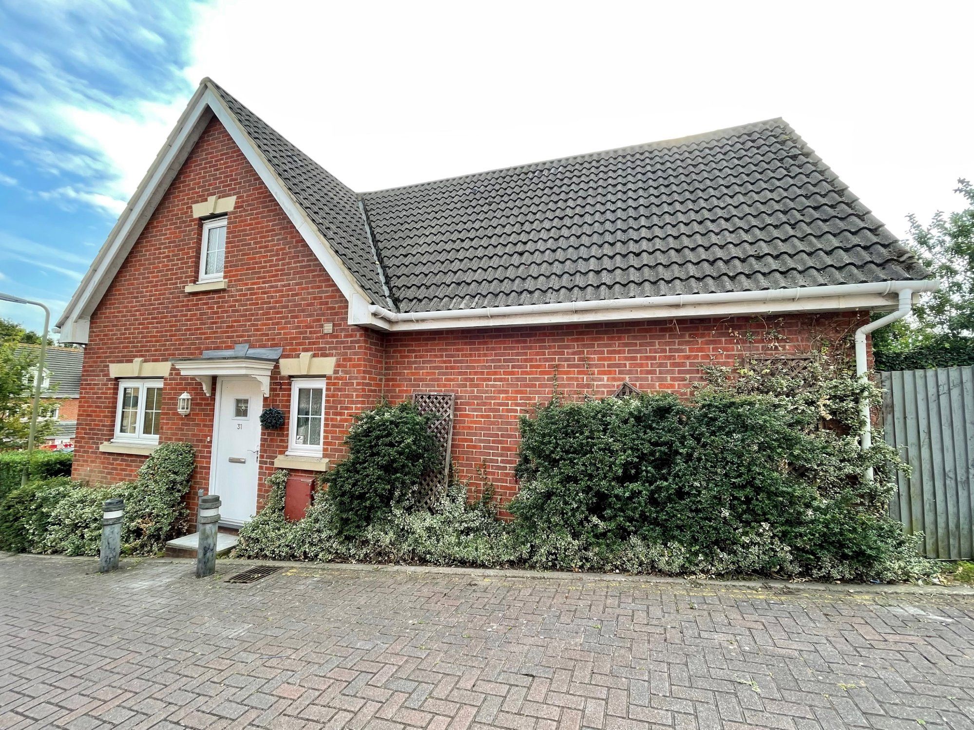3 bed detached house for sale in Park Mews, Park Gate, Southampton SO31
