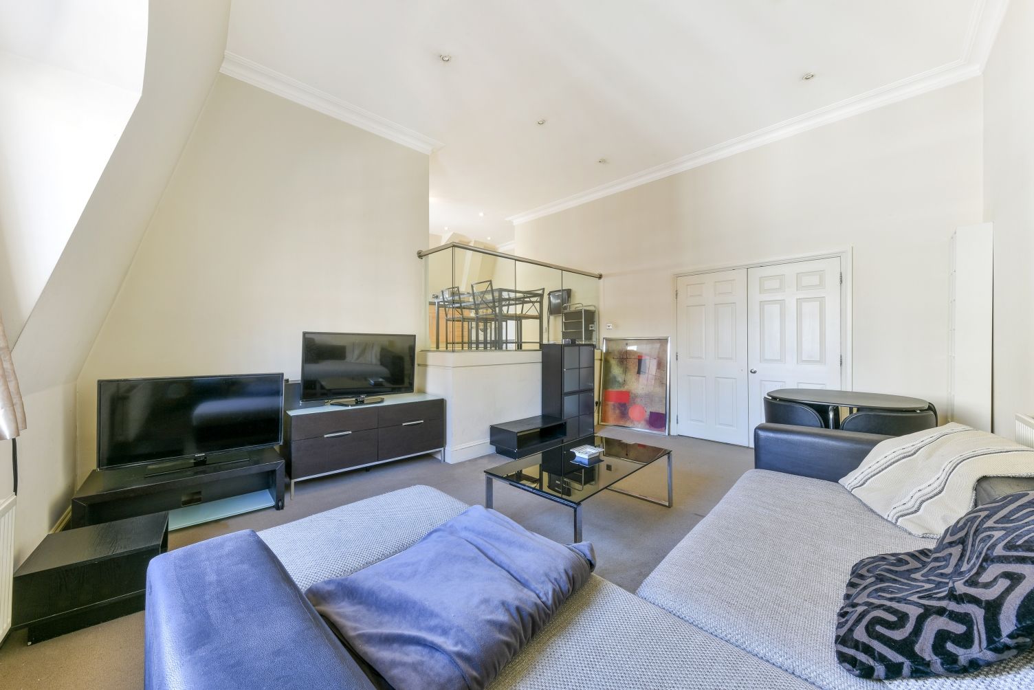 25 Whitehall, Craig's Court, Westminster SW1A